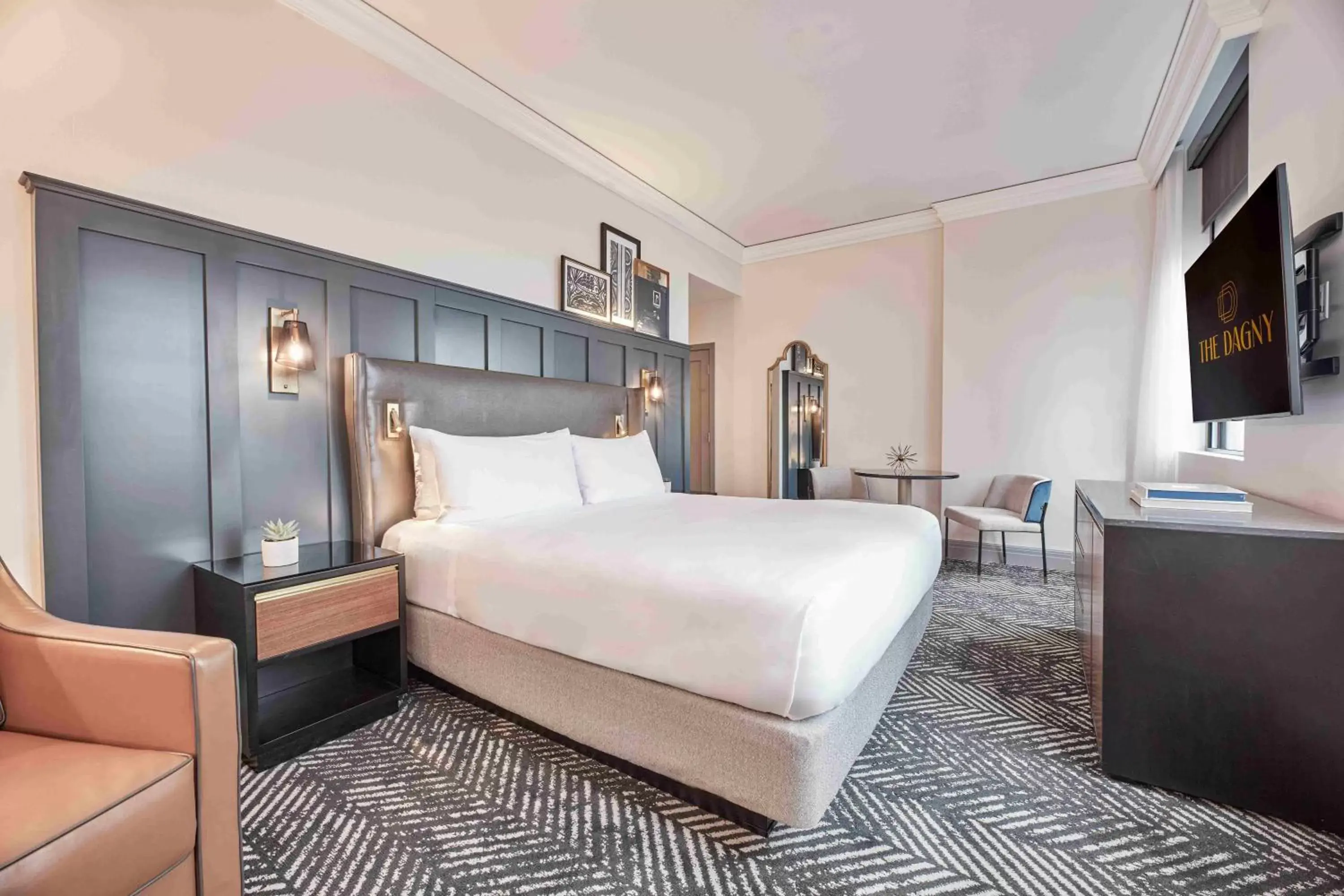 Superior King in The Dagny Boston Superior King in The Dagny Boston