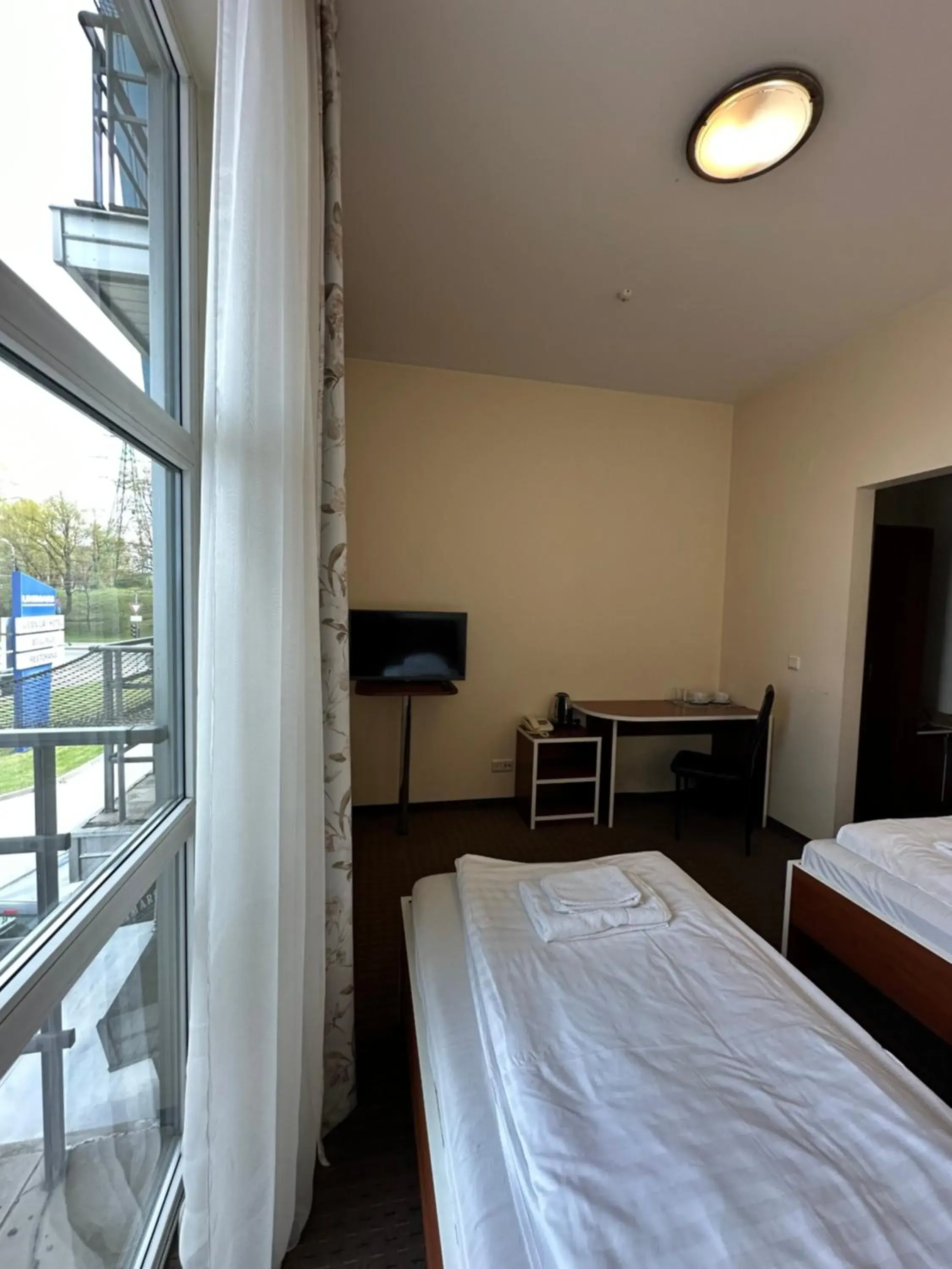 Standard Twin Room in Riga Unimars Hotel Standard Twin Room in Riga Unimars Hotel