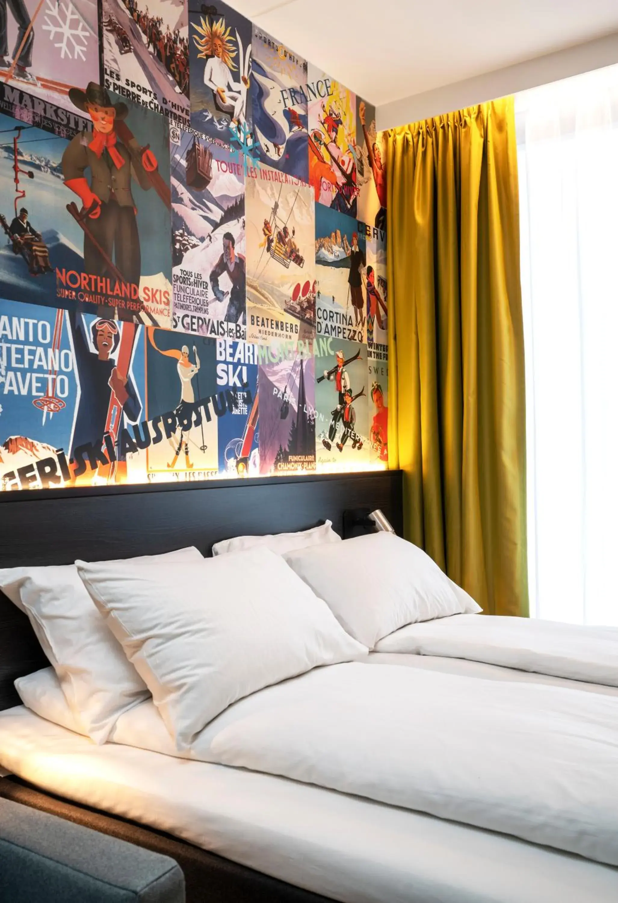 Standard Quadruple Room in Thon Hotel Snø Standard Quadruple Room in Thon Hotel Snø