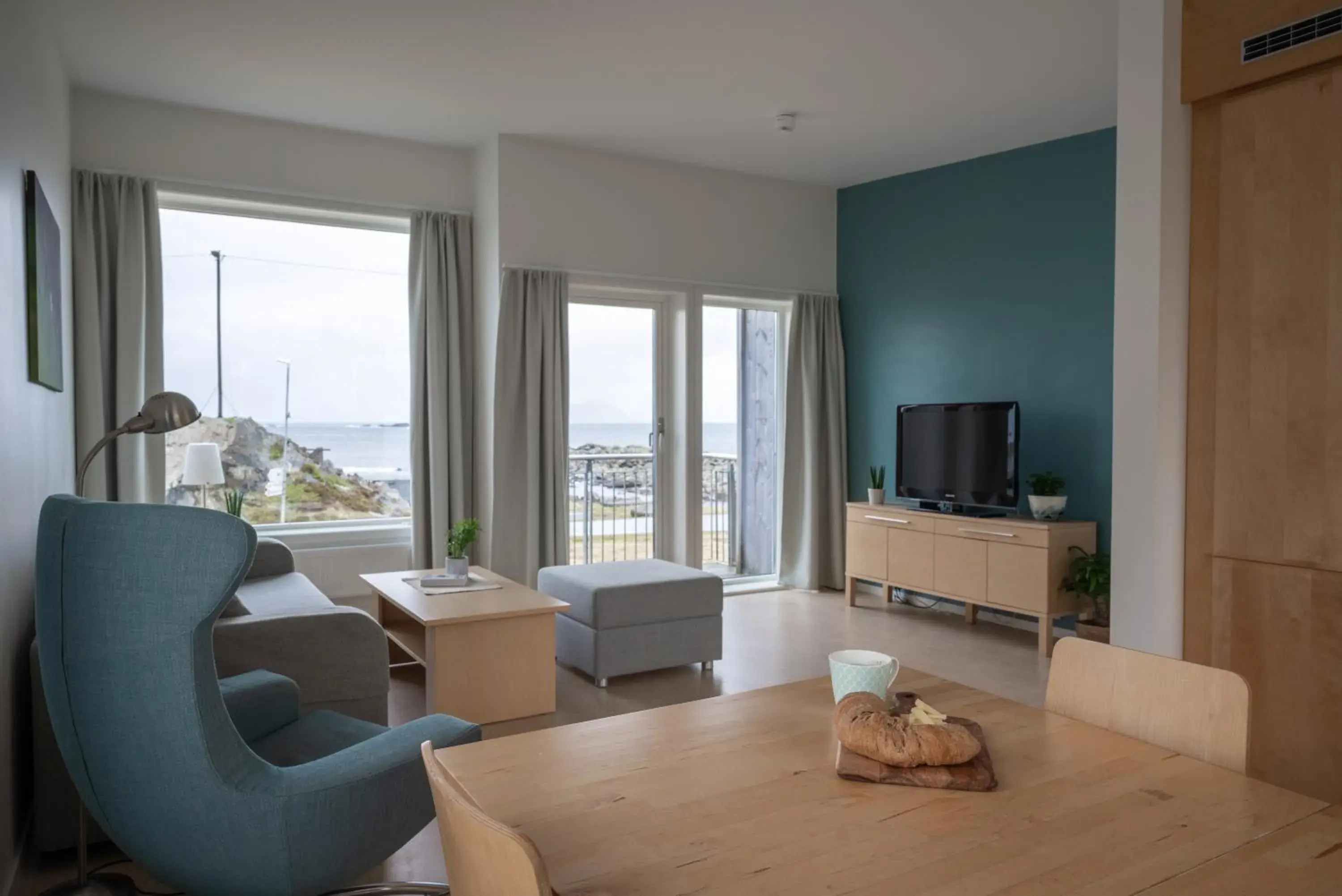 Apartment with Sea View (2 Adults) in Runde Miljøsenter & Opplev Runde Apartment with Sea View (2 Adults) in Runde Miljøsenter & Opplev Runde