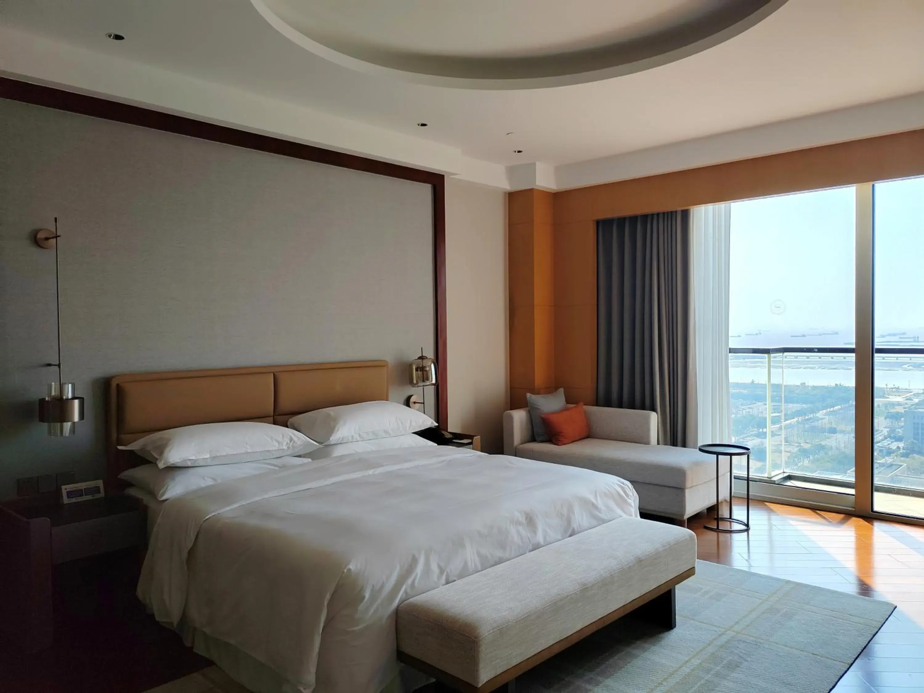 Executive Suite, Executive level, Executive Suite, 1 King in Sheraton Zhoushan Hotel Executive Suite, Executive level, Executive Suite, 1 King in Sheraton Zhoushan Hotel