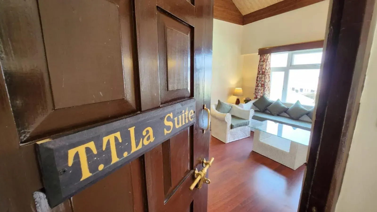 Superior King Room in Ivanhoe Hotel (A Heritage Property) Superior King Room in Ivanhoe Hotel (A Heritage Property)