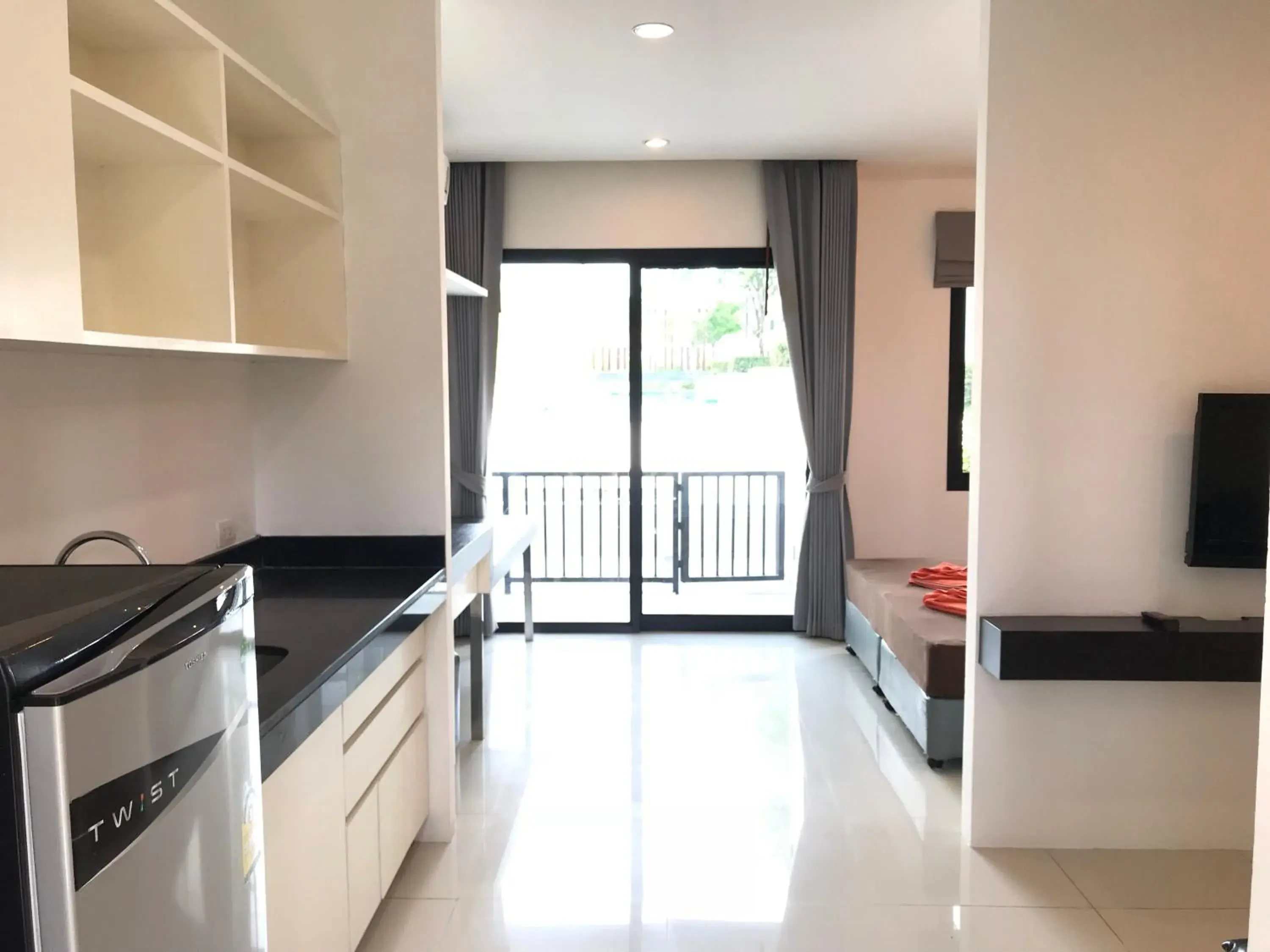 V.O.P Suite V.O.P Suite