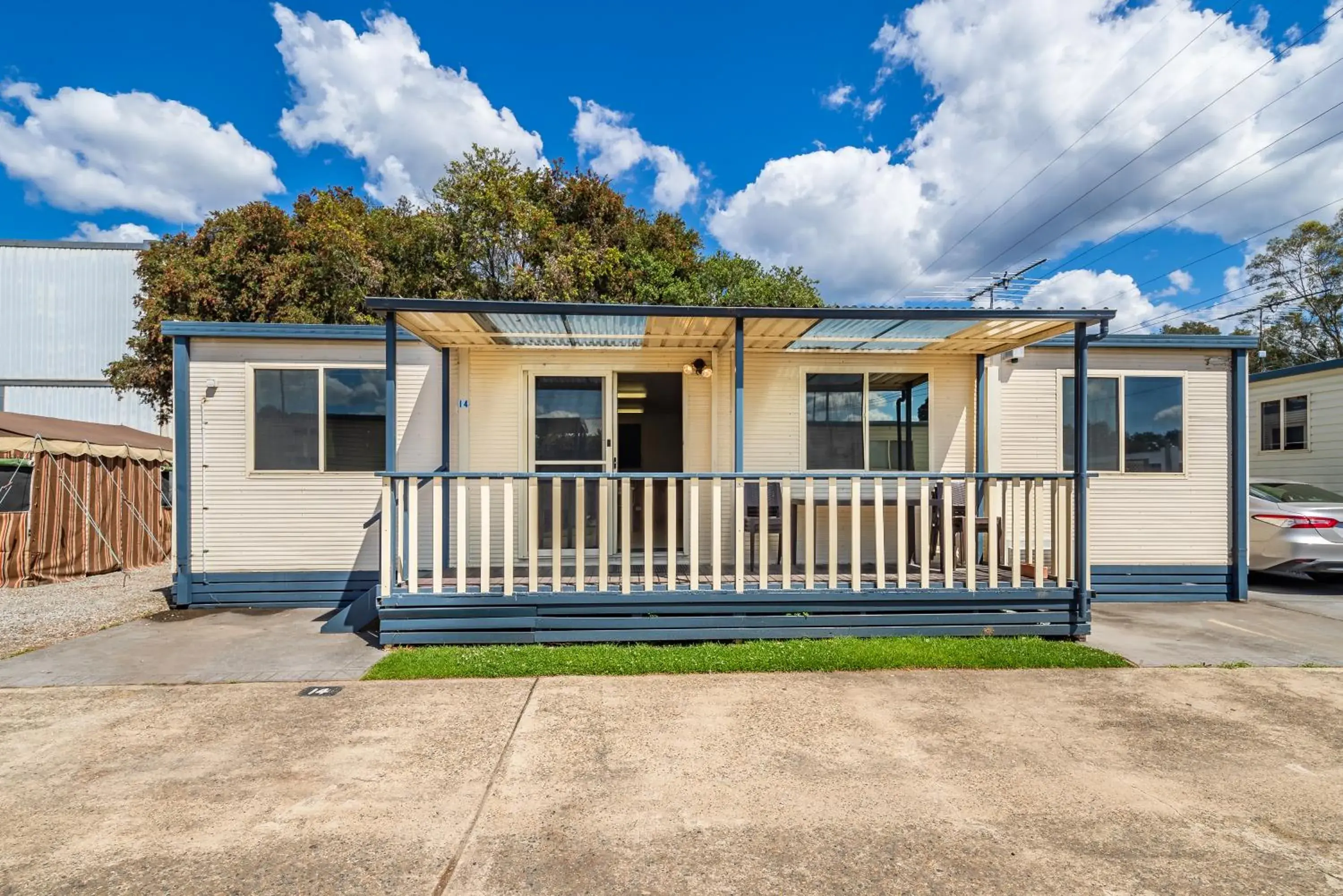 Three-Bedroom Cabin in Ingenia Holidays Nepean River Three-Bedroom Cabin in Ingenia Holidays Nepean River