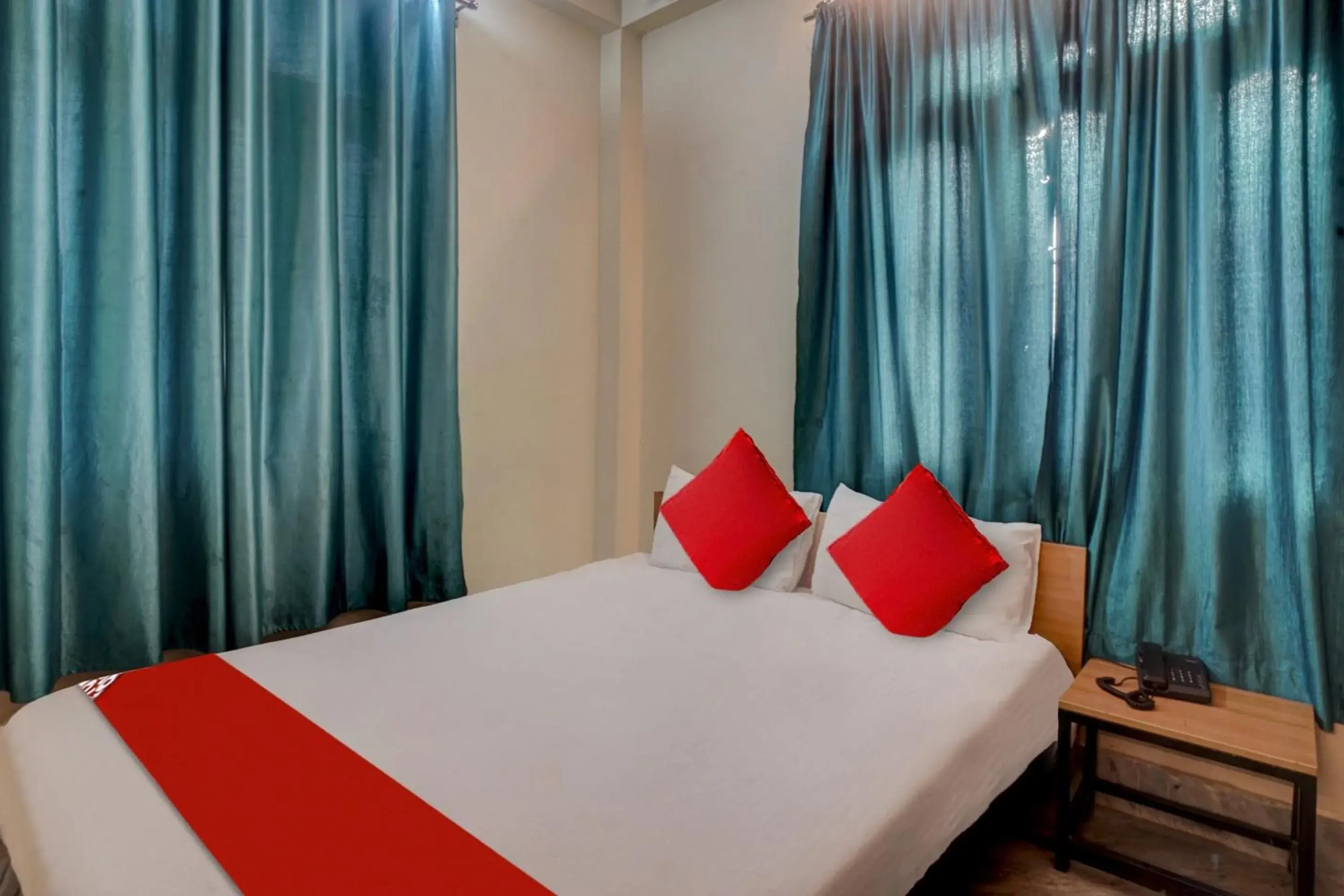 Classic Triple Room - single occupancy in Hotel O Vibrant Inn Classic Triple Room - single occupancy in Hotel O Vibrant Inn