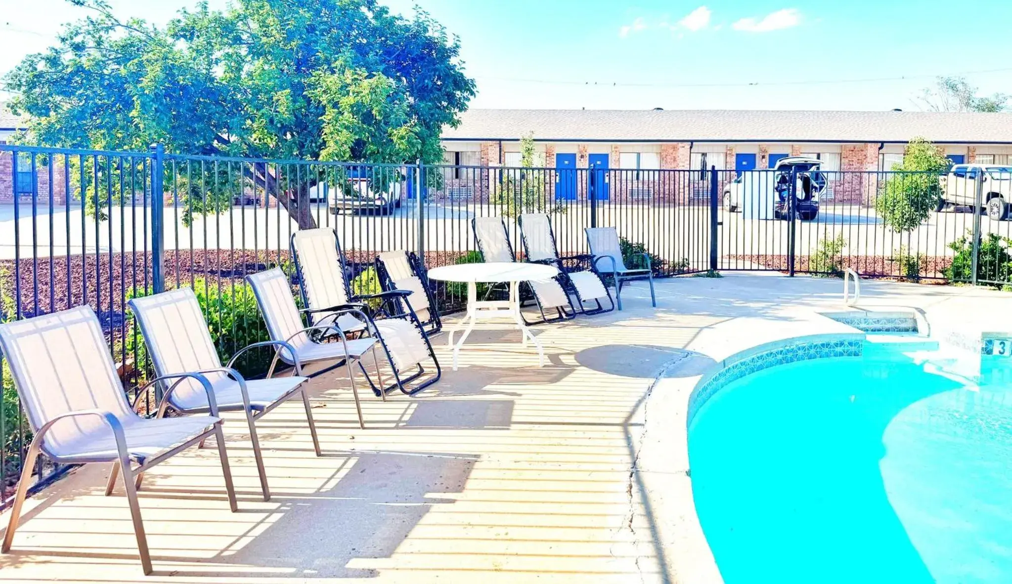 Queen Room with Two Queen Beds - Non-Smoking in Shiloh Inn Lamesa Queen Room with Two Queen Beds - Non-Smoking in Shiloh Inn Lamesa