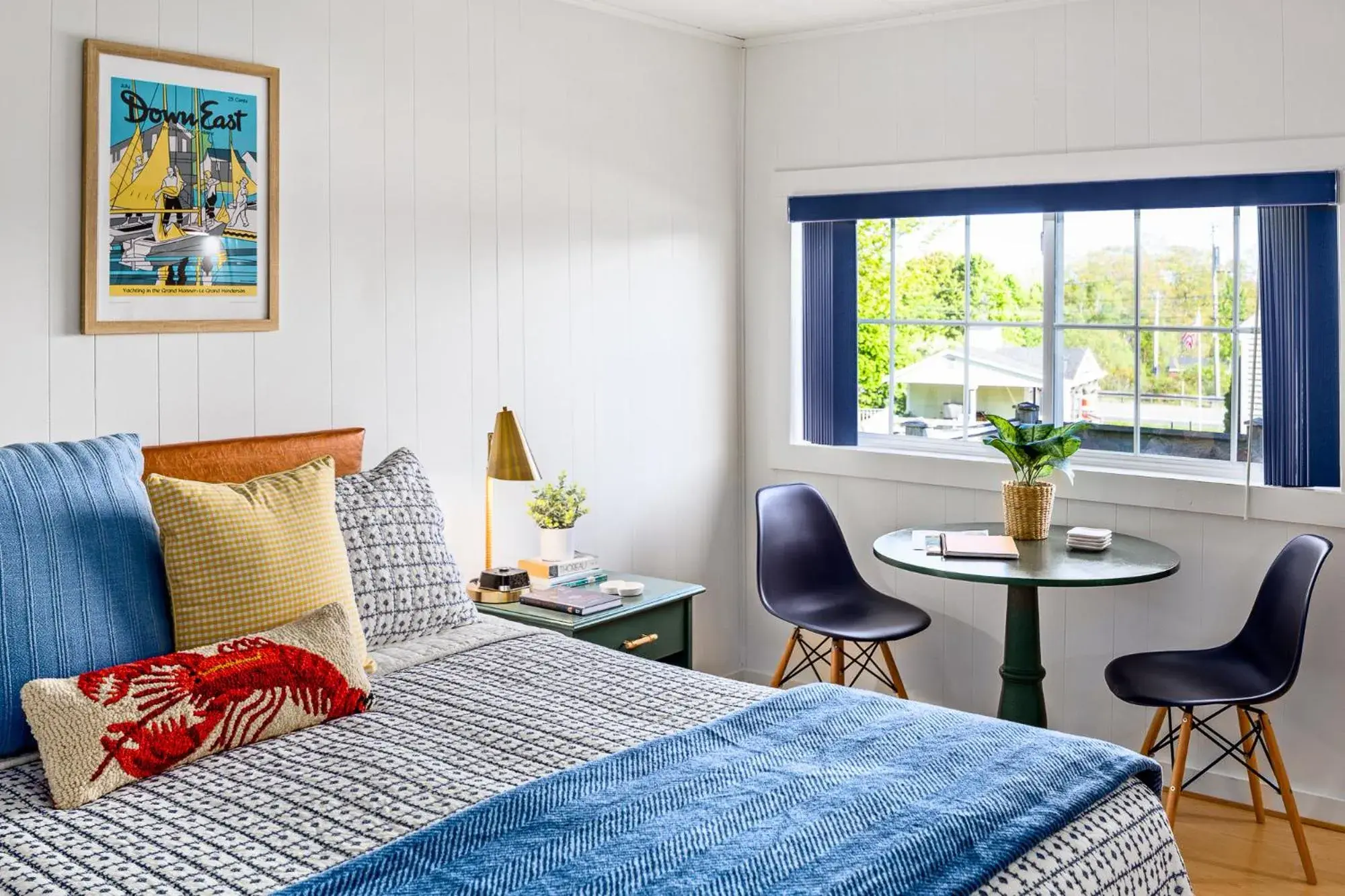 Duplex Cottage with King Bed in Seascape Motel & Cottages Duplex Cottage with King Bed in Seascape Motel & Cottages