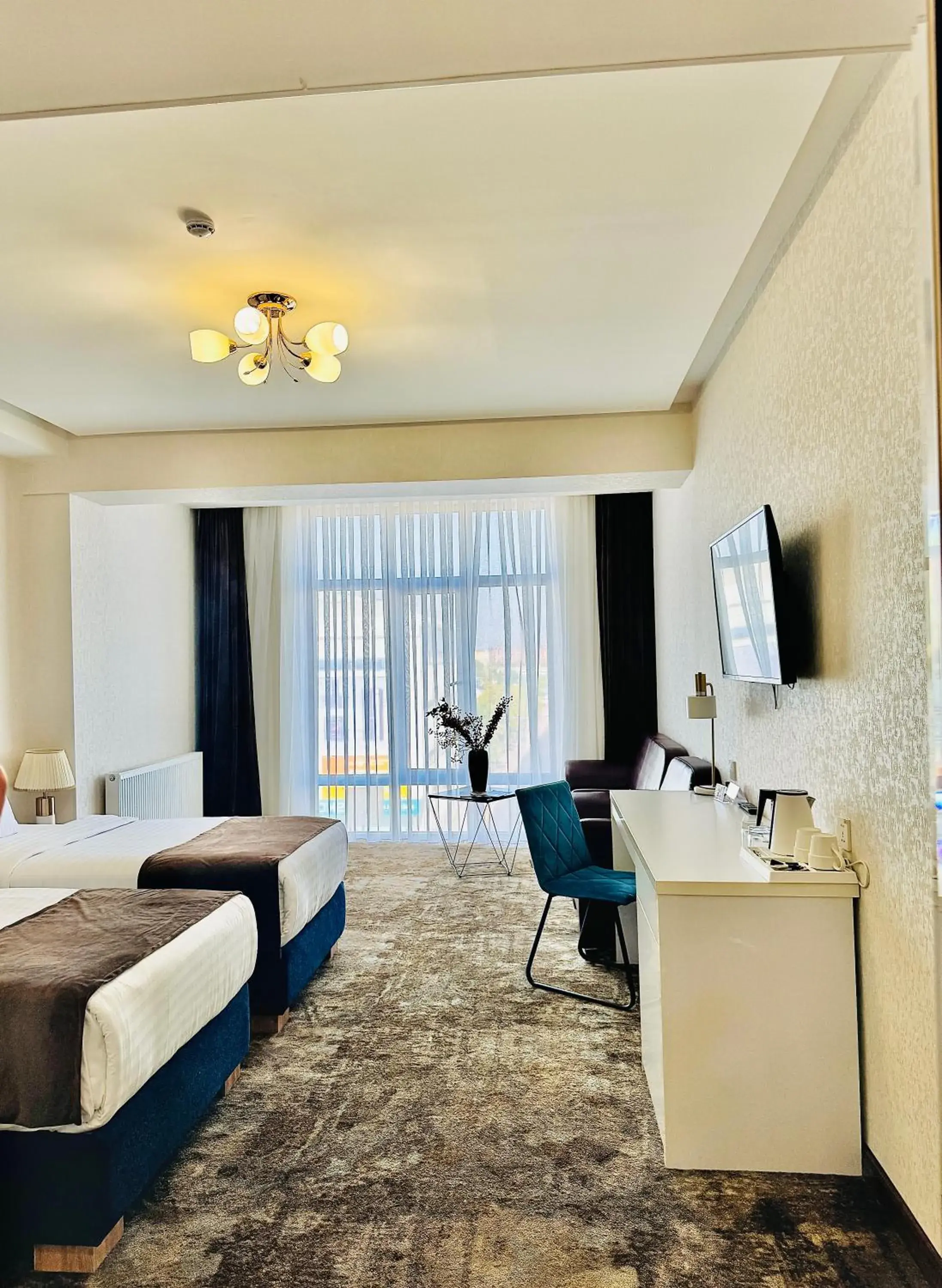 Deluxe Twin Room - single occupancy in Garnet Mir Hotel Deluxe Twin Room - single occupancy in Garnet Mir Hotel