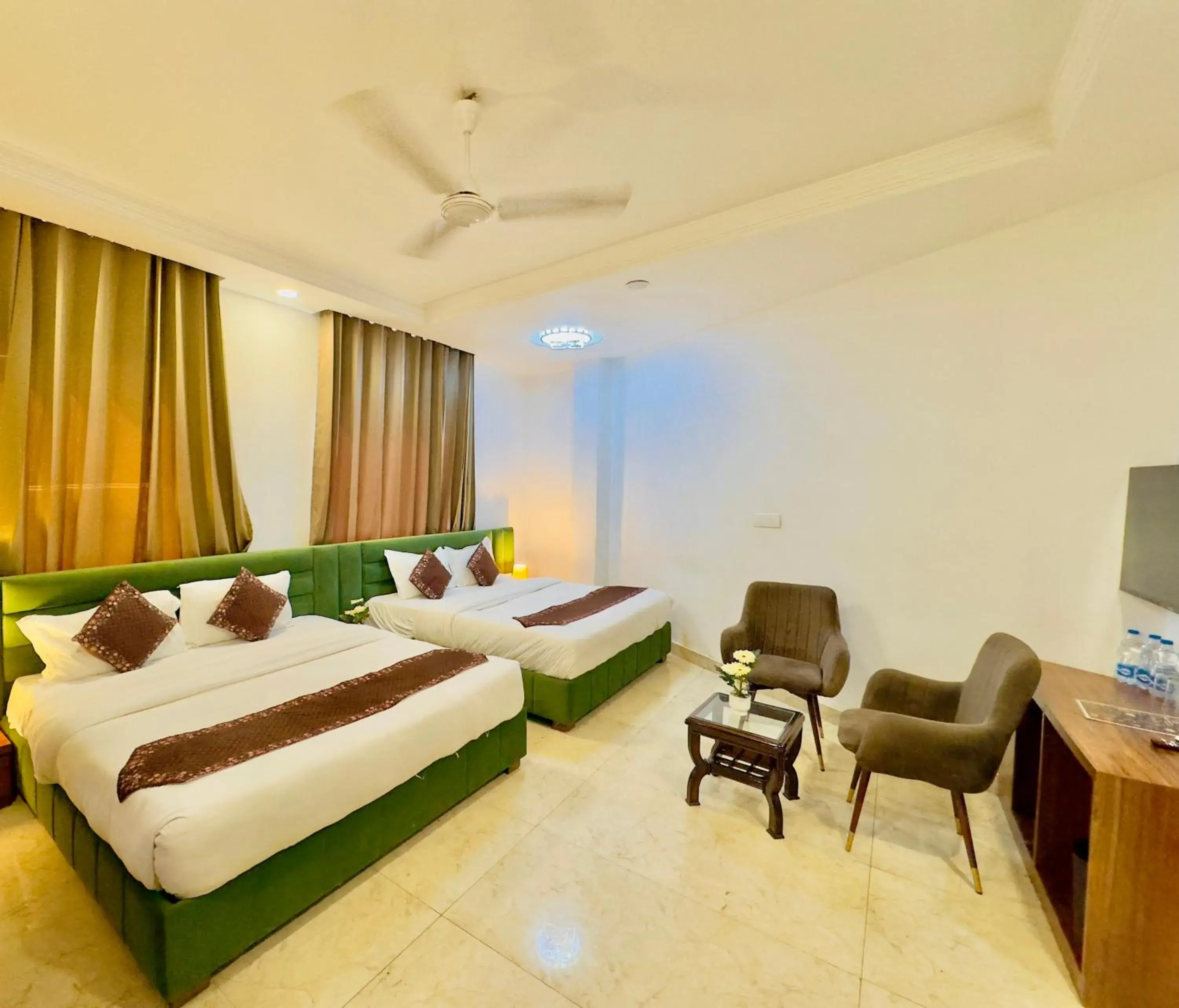 Family Room in Hotel La Casa, Amritsar Family Room in Hotel La Casa, Amritsar