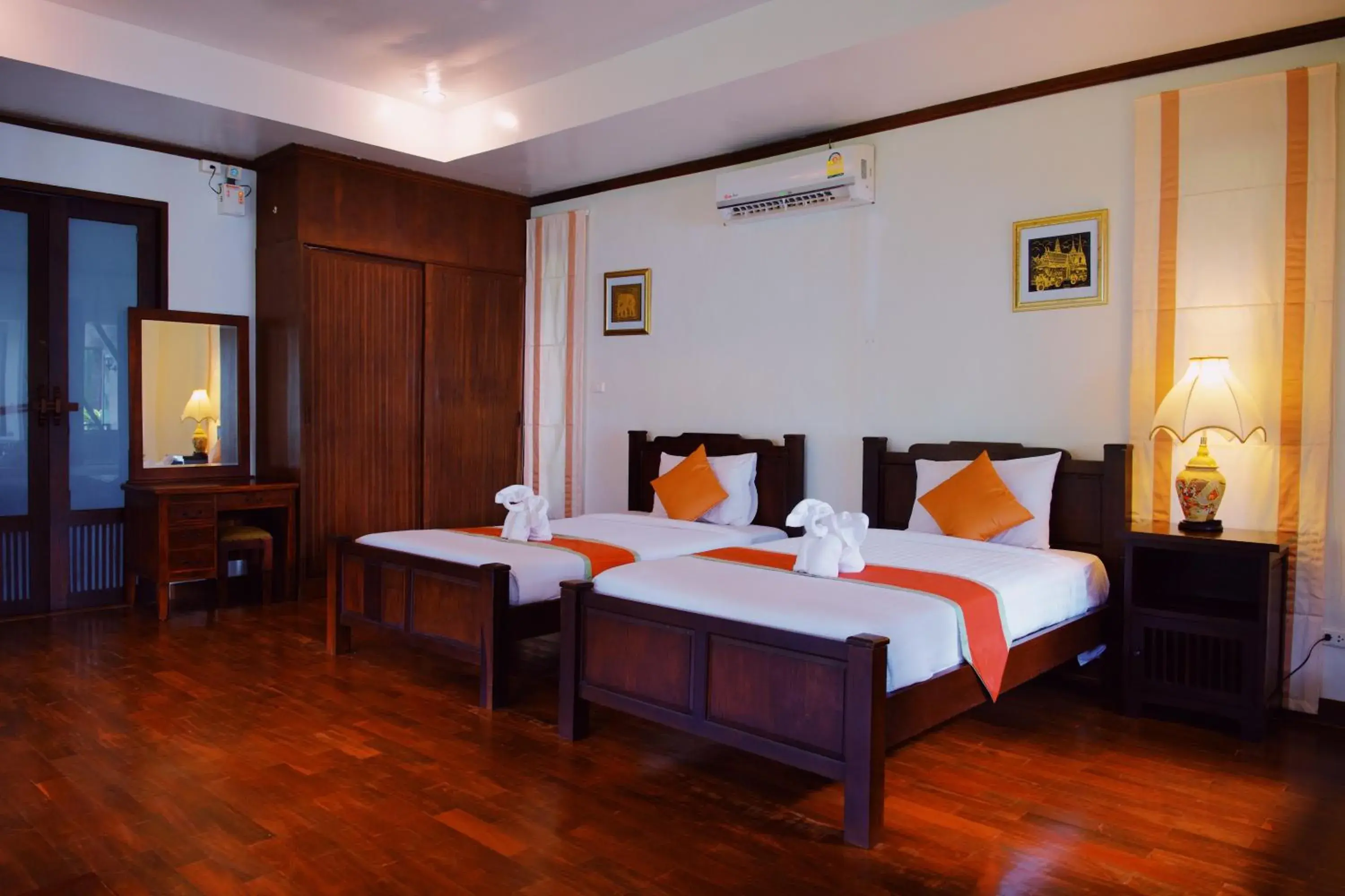 Twin Room with Garden View in Kooncharaburi Resort - Koh Chang Twin Room with Garden View in Kooncharaburi Resort - Koh Chang