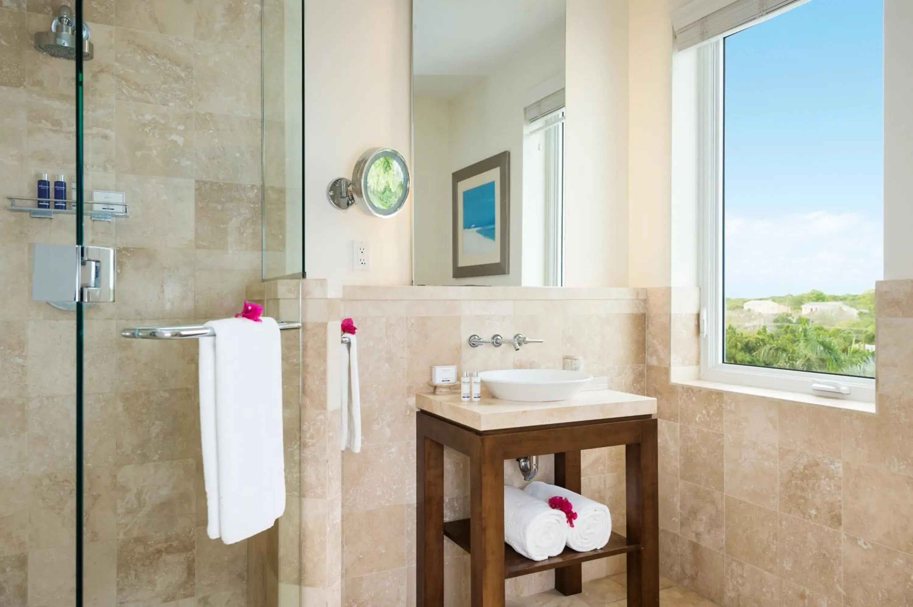 One-Bedroom Suite - single occupancy - Oceanfront in West Bay Club One-Bedroom Suite - single occupancy - Oceanfront in West Bay Club