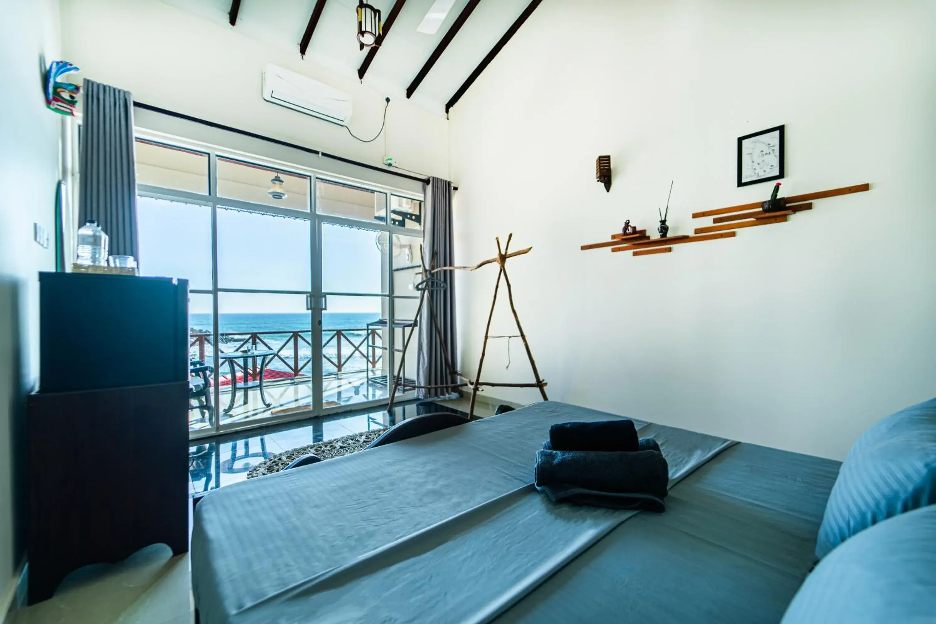 Ocean View Double - single occupancy - Upper Floor in We Are Surfers Hotel Ocean View Double - single occupancy - Upper Floor in We Are Surfers Hotel