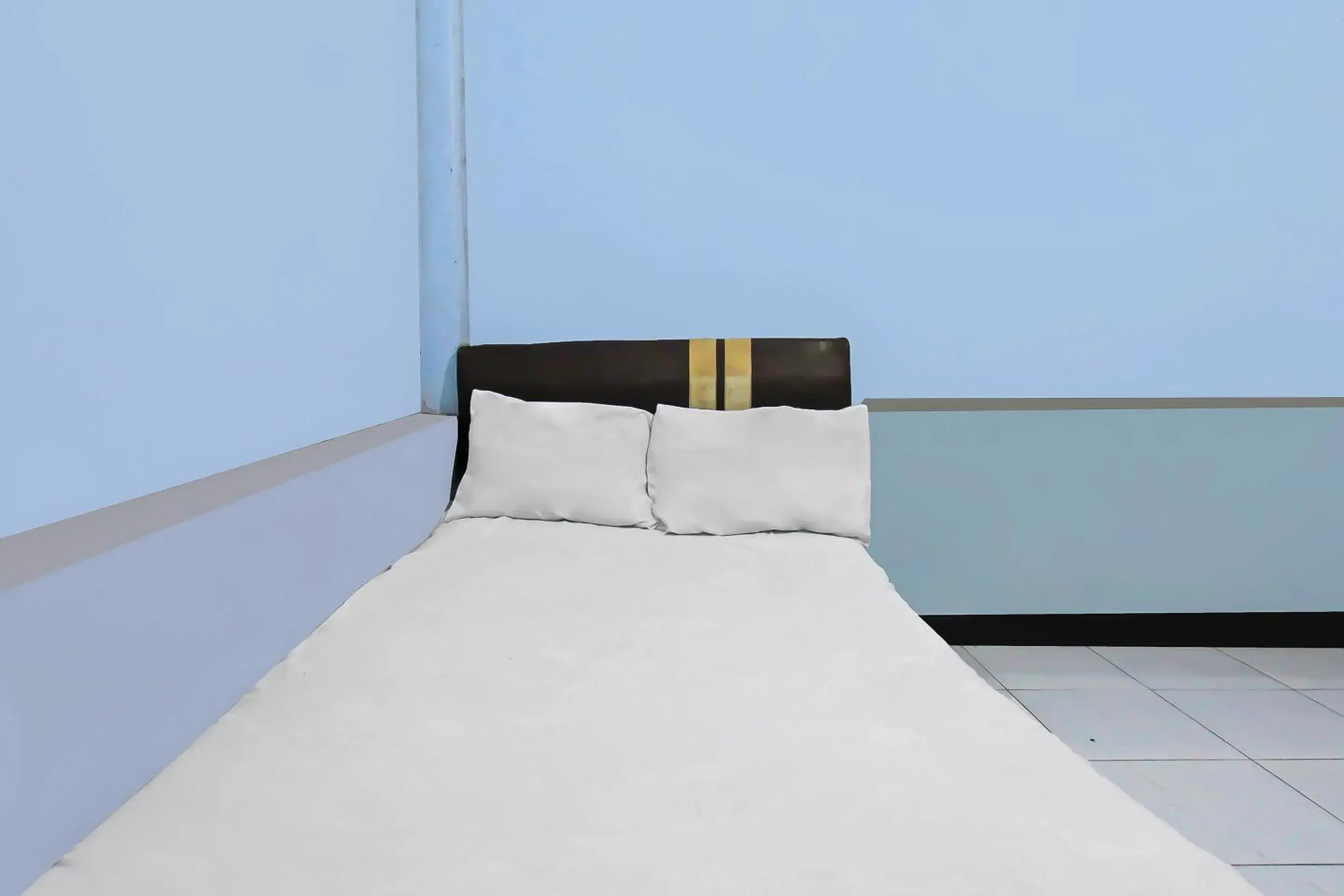 Double Room in Hotel O Jati Homestay Near Taman Suranadi Double Room in Hotel O Jati Homestay Near Taman Suranadi