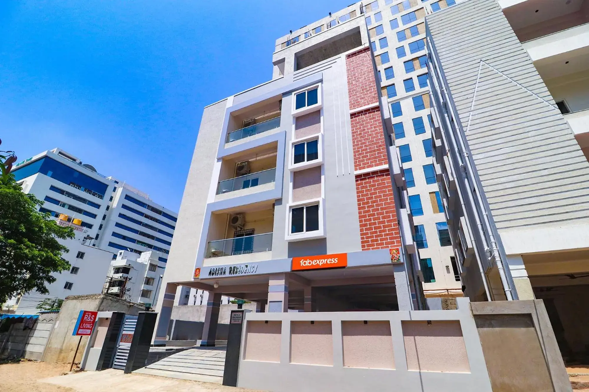 Via RS Living - Nr TCS Deccan Park, Hitech City Via RS Living - Nr TCS Deccan Park, Hitech City