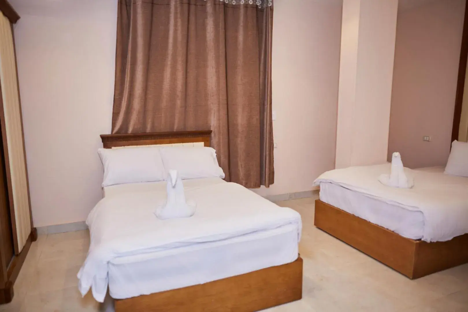 Family Room with Pyramid View - single occupancy in Grand Pyramid View Hotel Family Room with Pyramid View - single occupancy in Grand Pyramid View Hotel