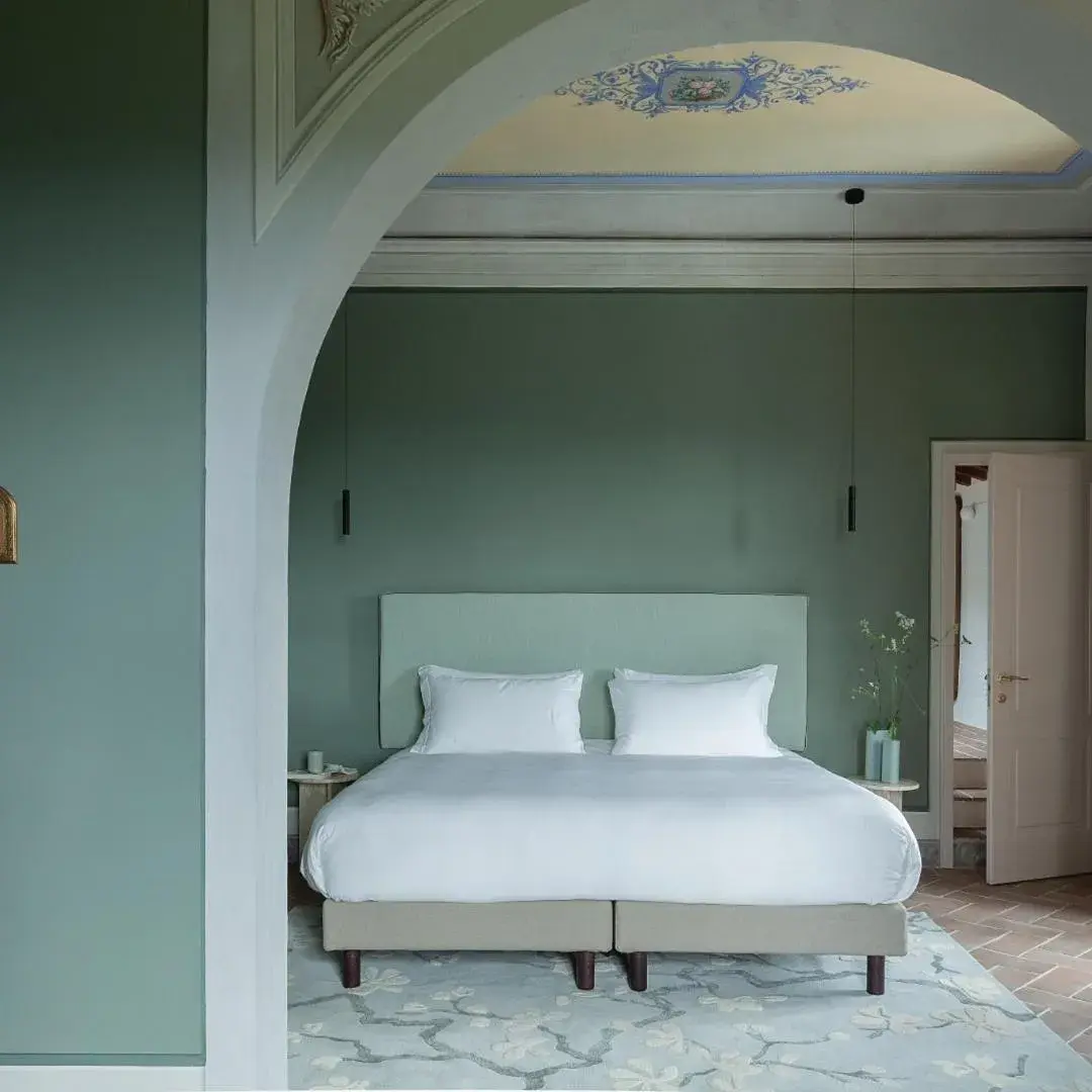 Executive Suite in Pieve Aldina Relais & Châteaux Executive Suite in Pieve Aldina Relais & Châteaux