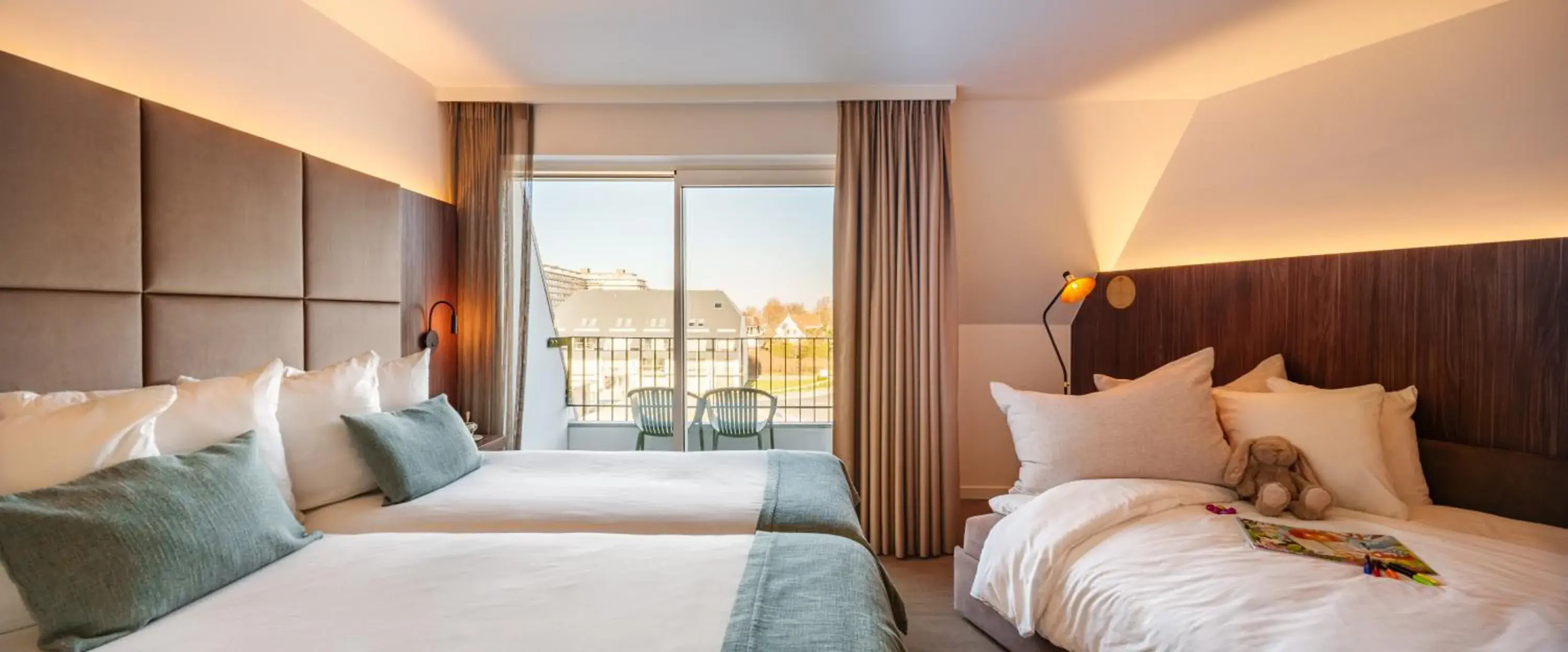 Superior Family Room - single occupancy - city view in Dune Hotel Nieuwpoort Superior Family Room - single occupancy - city view in Dune Hotel Nieuwpoort