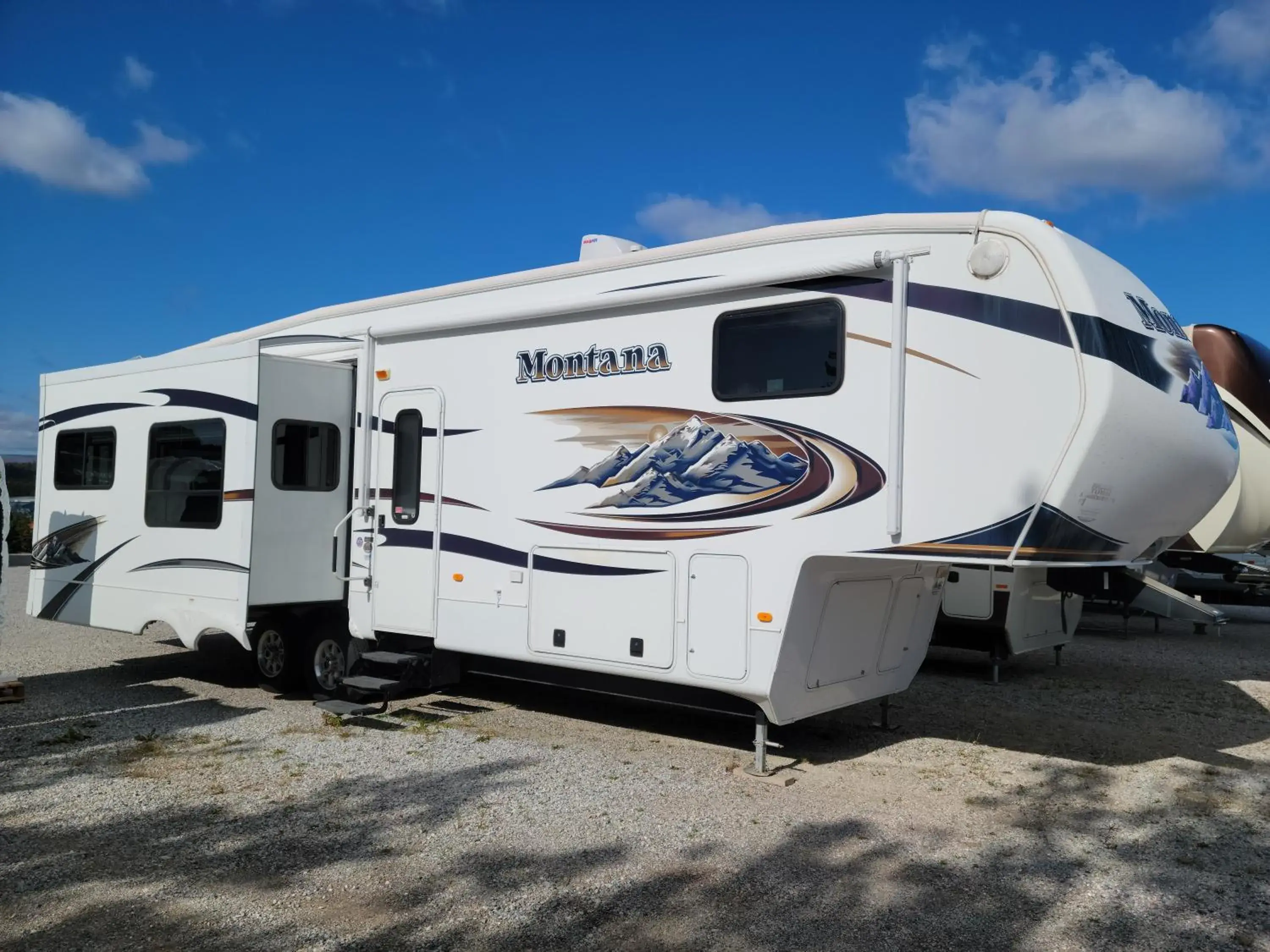 Mobile Home in Burnt Cape Cabins Mobile Home in Burnt Cape Cabins