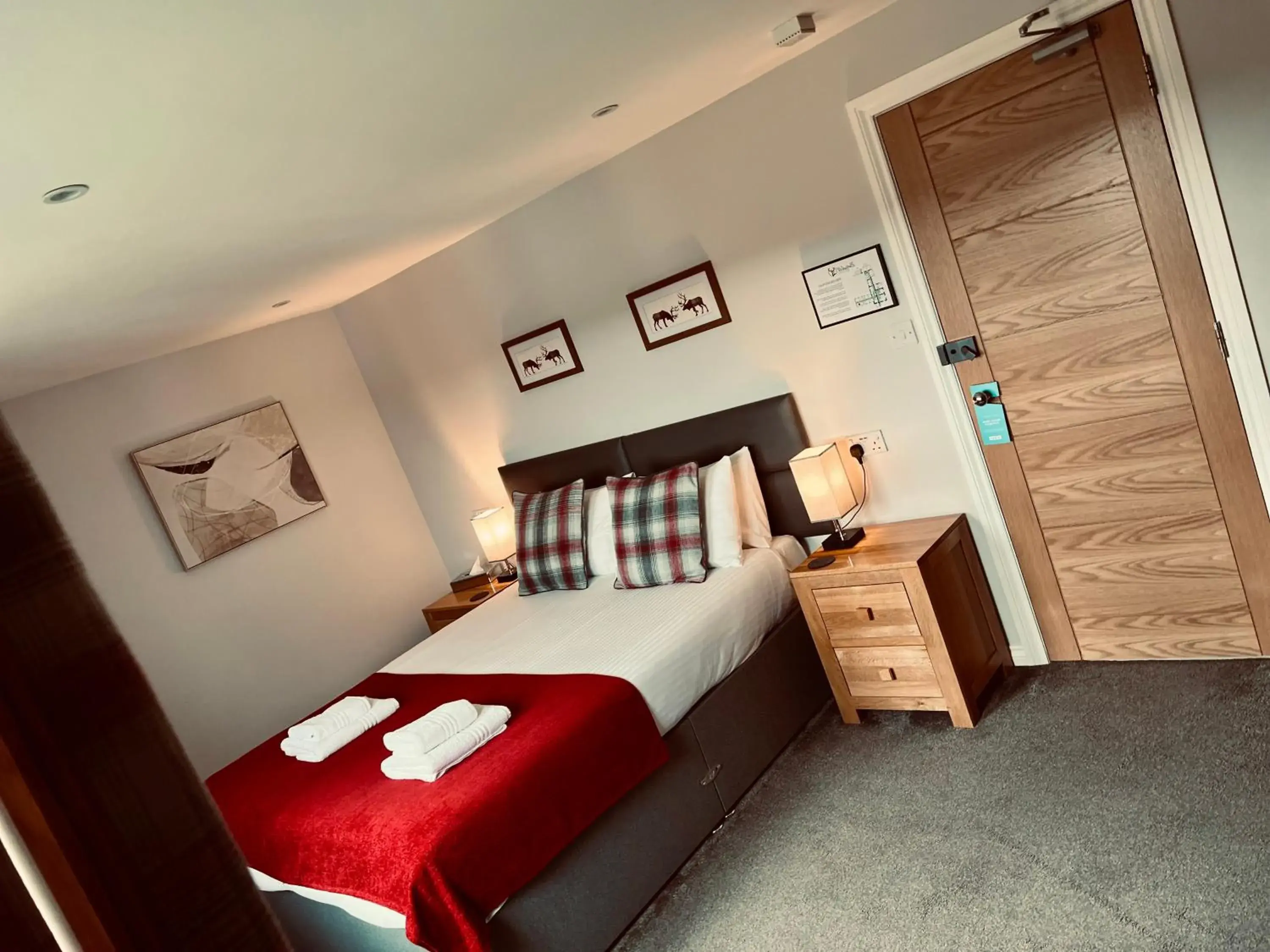 Double Room with River View in Bettyhill Hotel Double Room with River View in Bettyhill Hotel