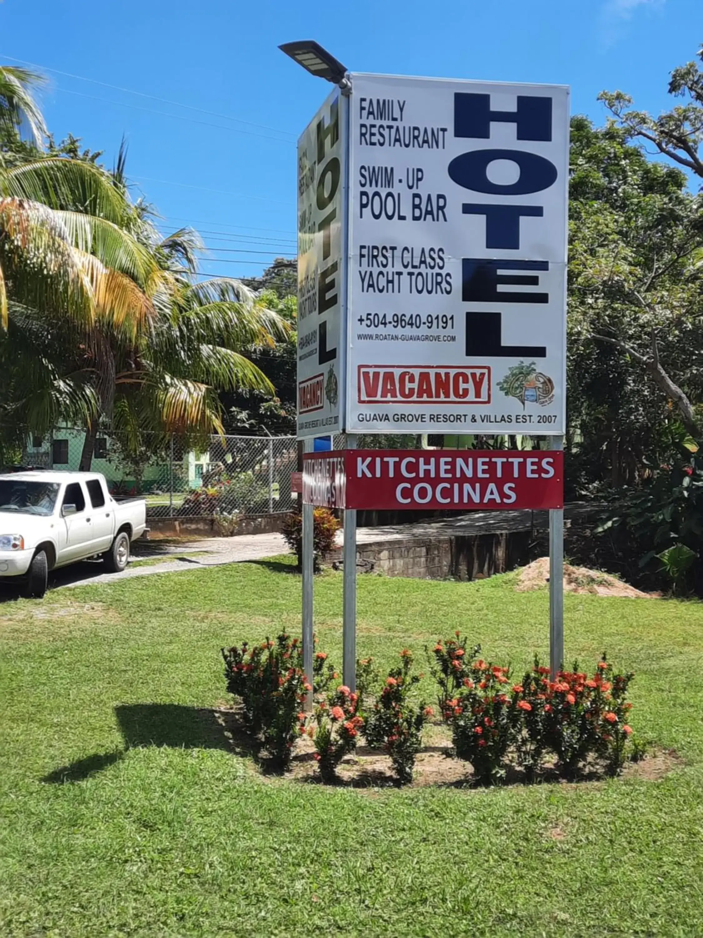 Small Double Room in Guava Grove Resort & Villas Small Double Room in Guava Grove Resort & Villas