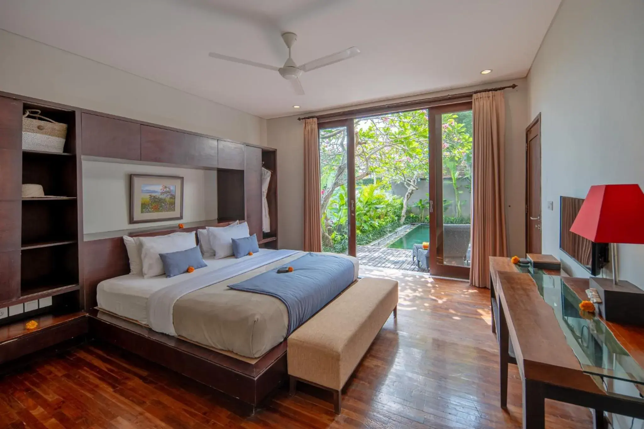 Three-Bedroom Villa in Canggu Circle Villa by Ini Vie Hospitality Three-Bedroom Villa in Canggu Circle Villa by Ini Vie Hospitality