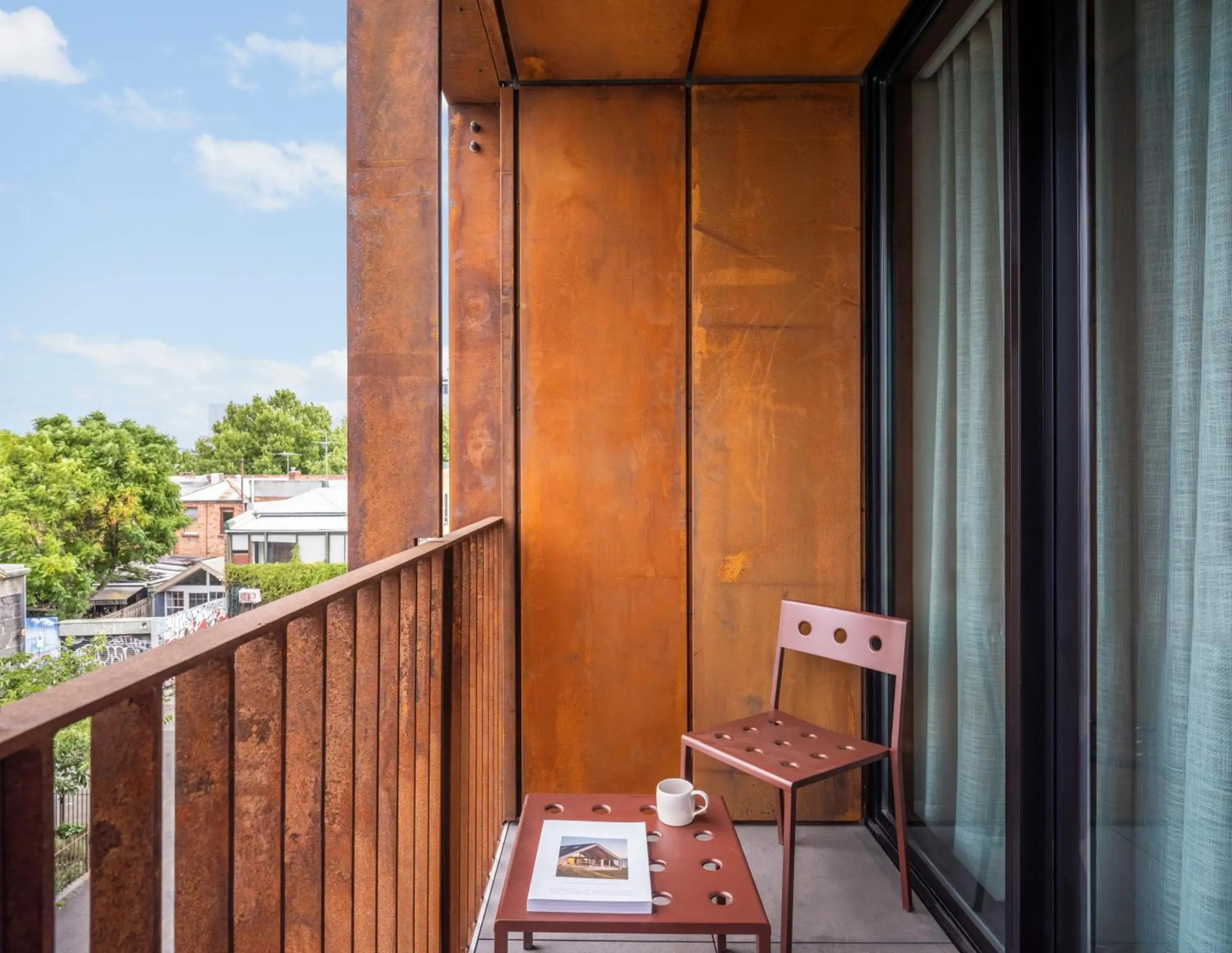 Balcony King in The StandardX, Melbourne Balcony King in The StandardX, Melbourne