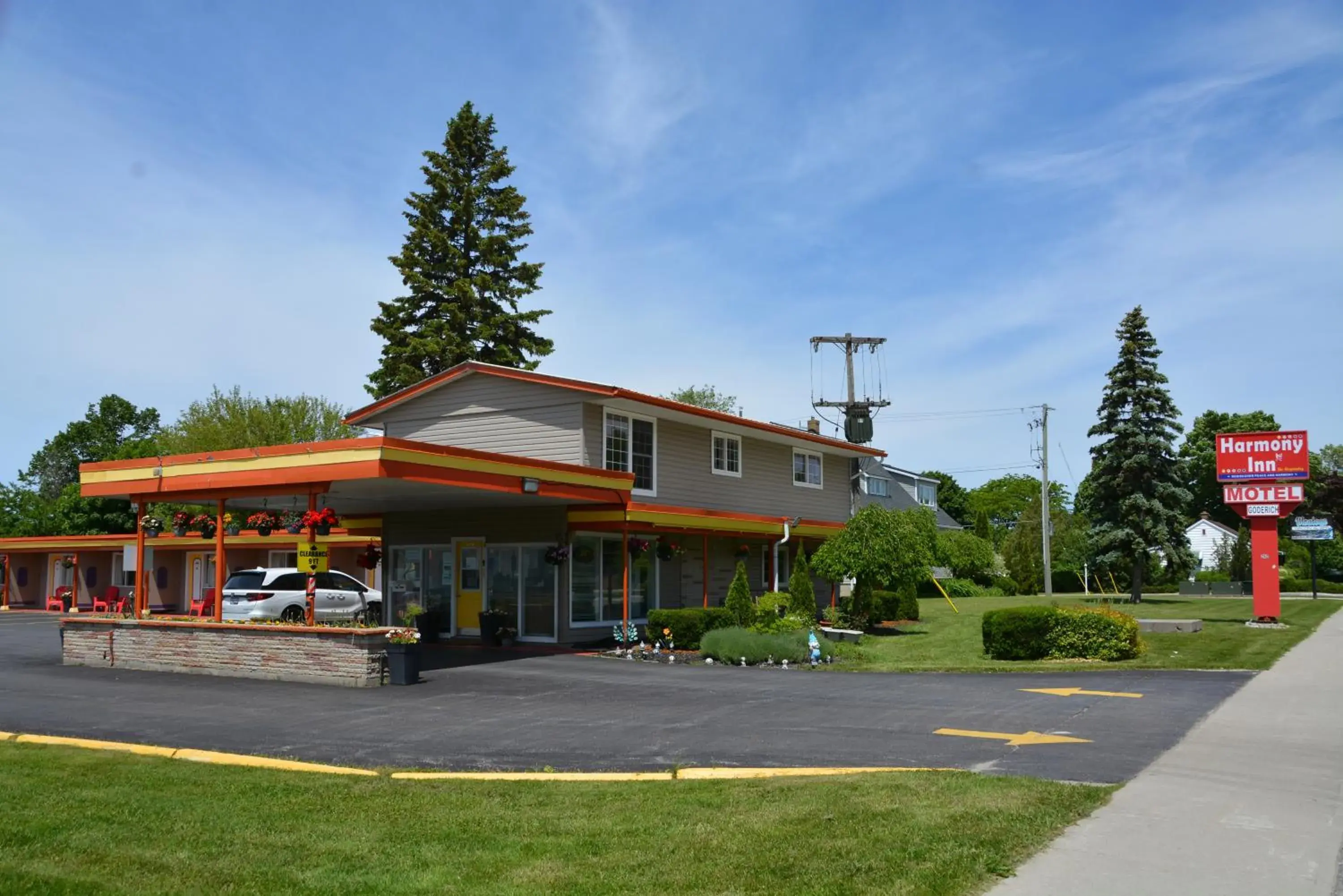 Double Room with Two Double Beds in Harmony Inn Double Room with Two Double Beds in Harmony Inn