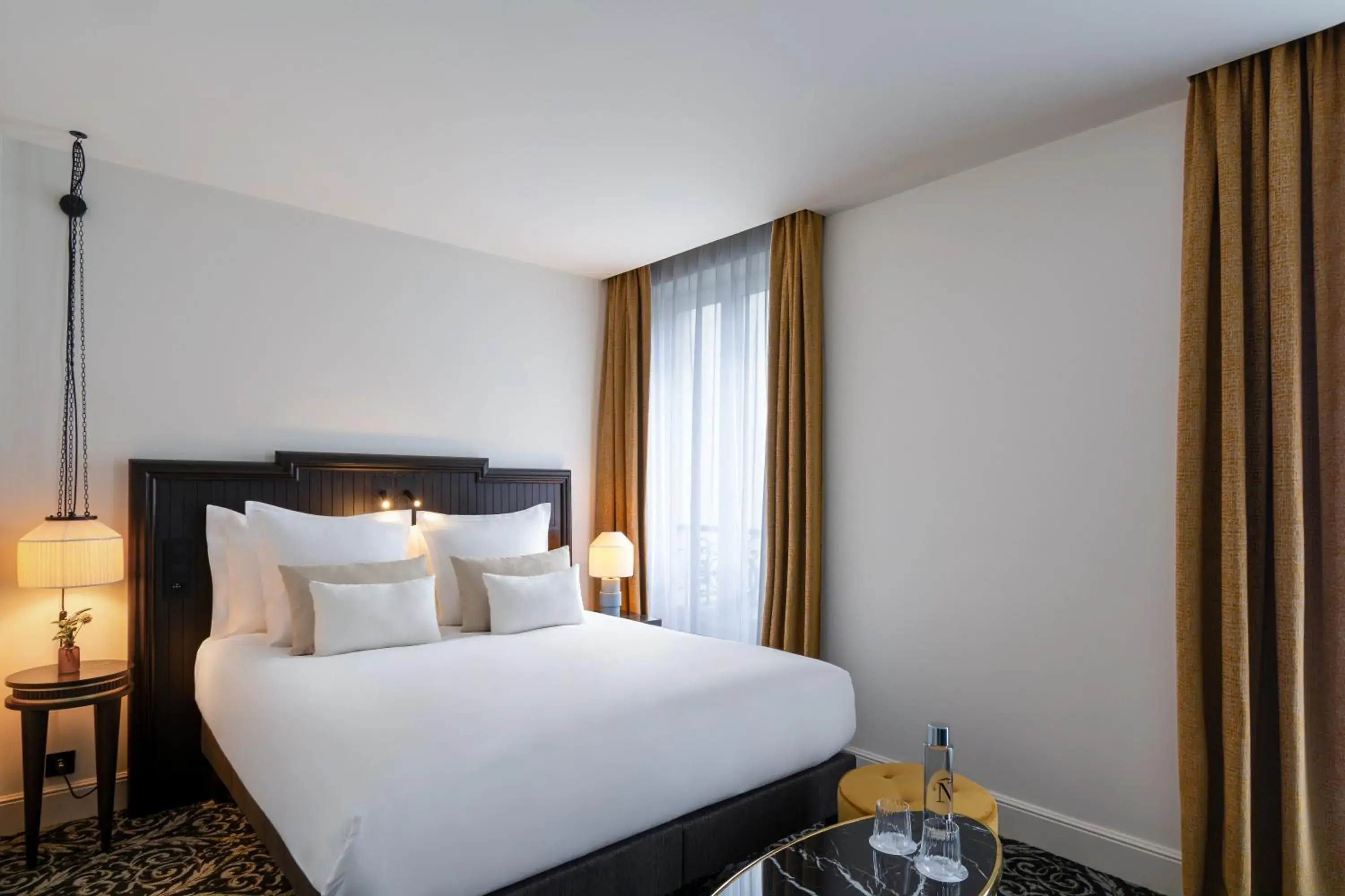 Deluxe Double Room with Spa Access in Hôtel & SPA Napoléon Deluxe Double Room with Spa Access in Hôtel & SPA Napoléon