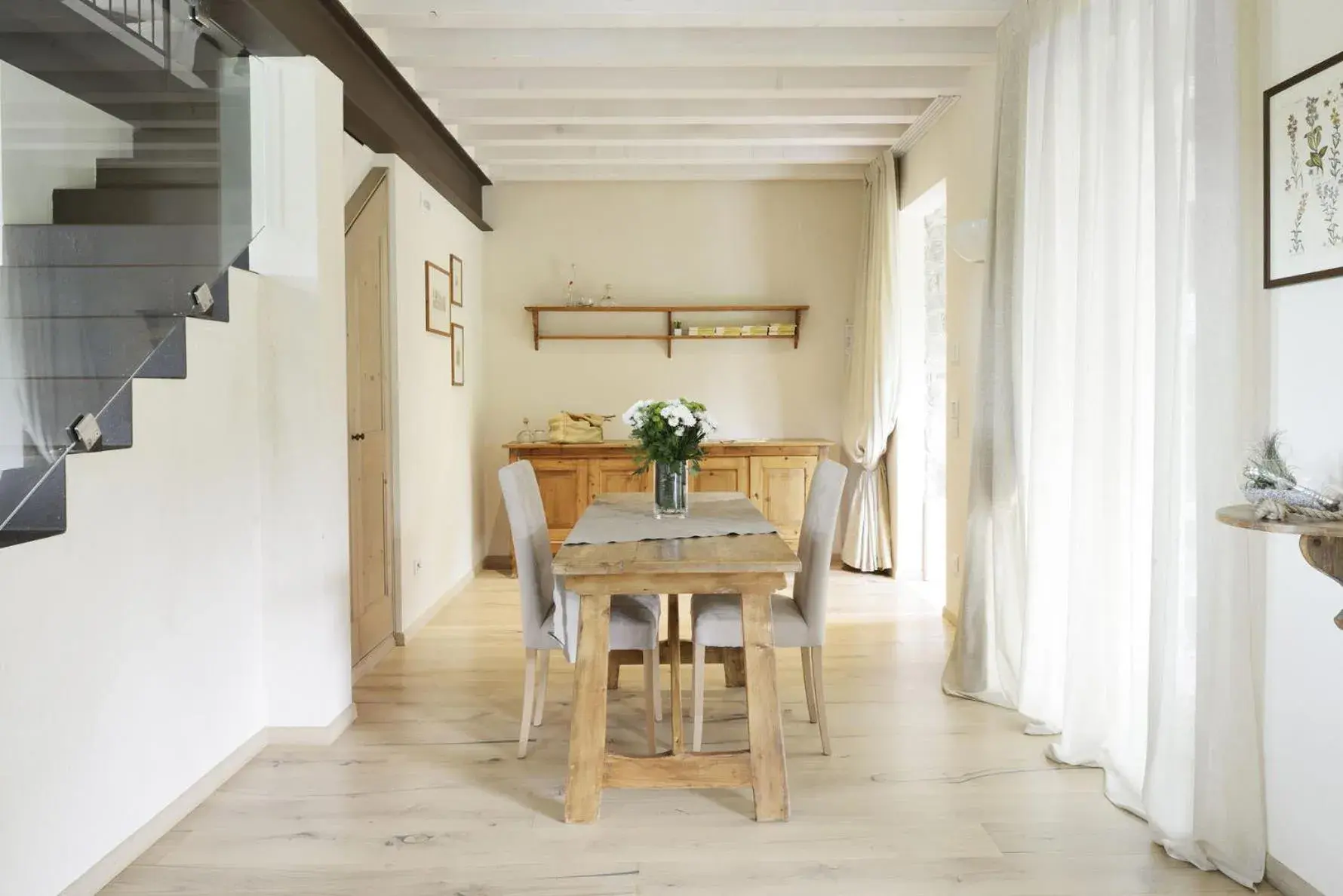 One-Bedroom Suite - single occupancy - Split Level in Relais Rossar Boutique Hotel Garda & Hills One-Bedroom Suite - single occupancy - Split Level in Relais Rossar Boutique Hotel Garda & Hills