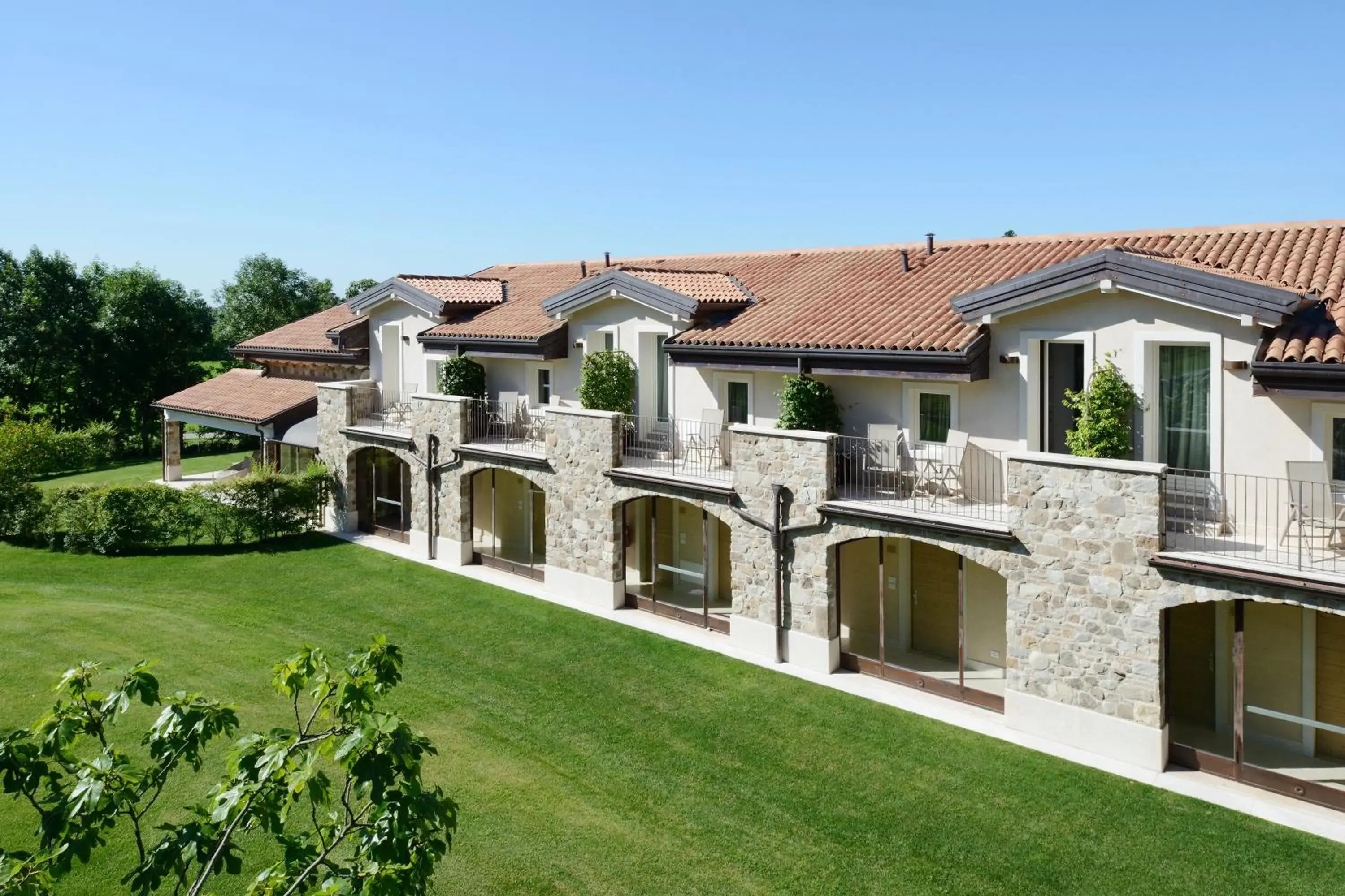 Junior Suite - single occupancy in Relais Rossar Boutique Hotel Garda & Hills Junior Suite - single occupancy in Relais Rossar Boutique Hotel Garda & Hills