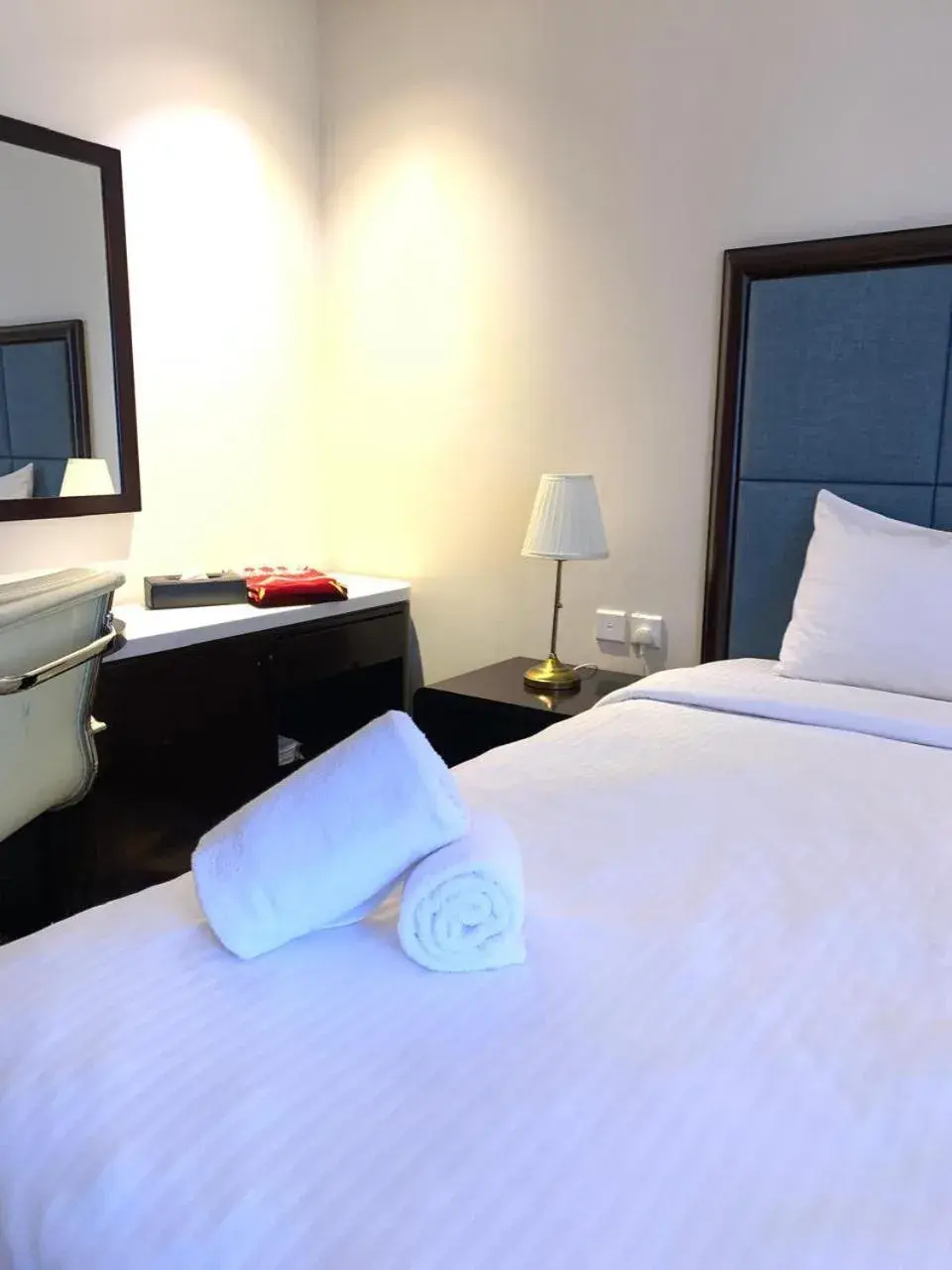 Junior Suite in Ocean View Al Zahra Junior Suite in Ocean View Al Zahra