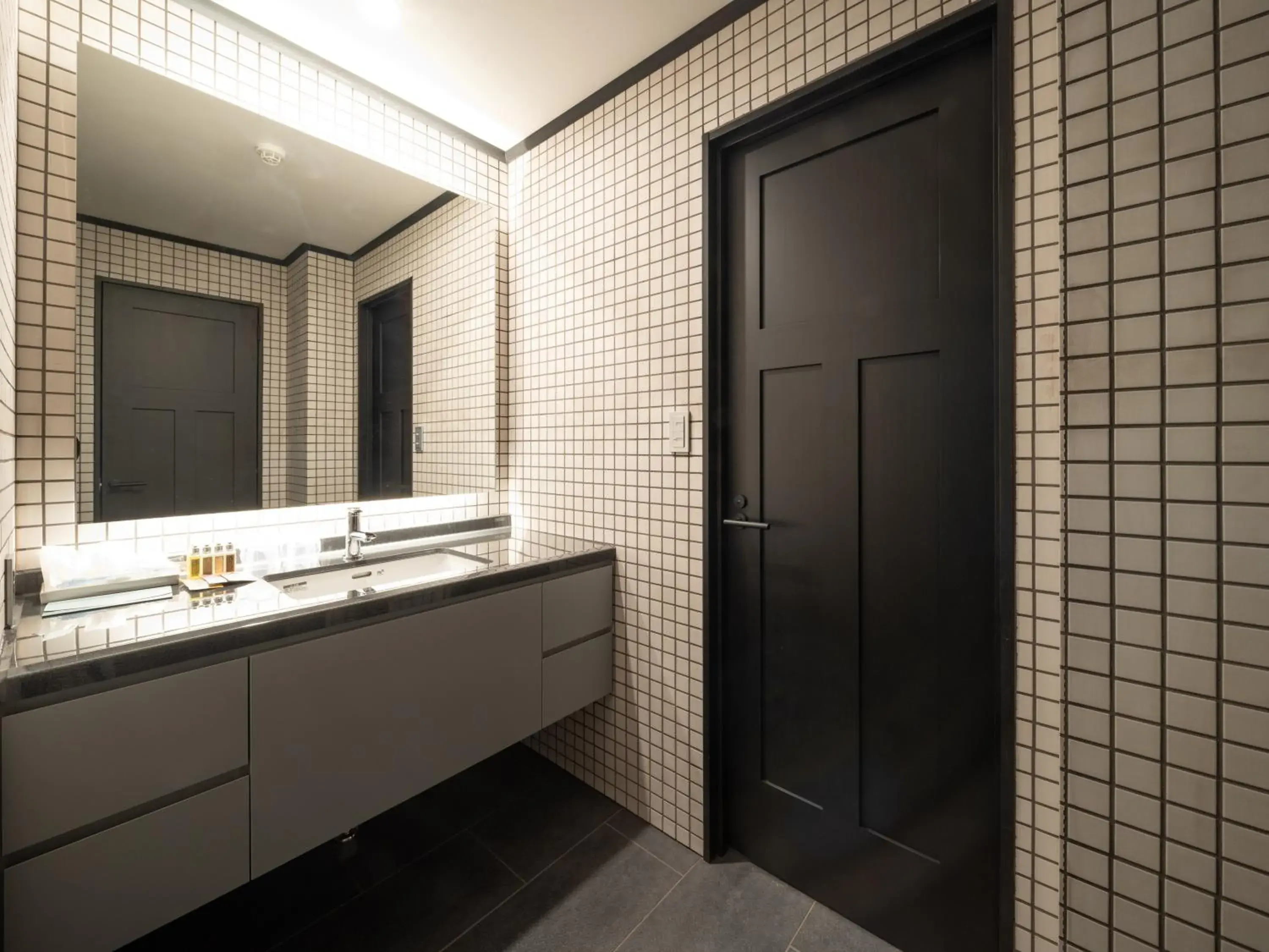 Confort Room - single occupancy in LONGINGHOUSE Kyukaruizawa Suwanomori Confort Room - single occupancy in LONGINGHOUSE Kyukaruizawa Suwanomori