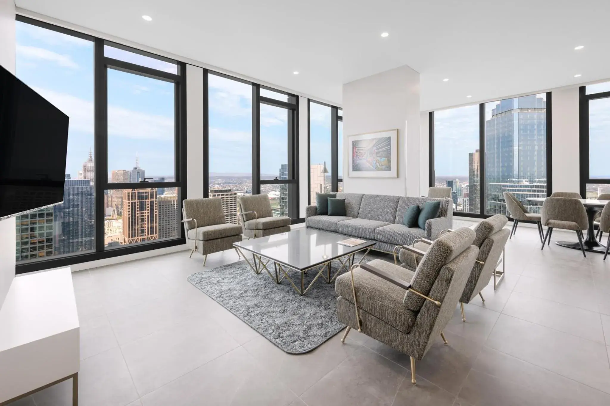 Three Bedroom Bayview Penthouse in Meriton Suites Melbourne Three Bedroom Bayview Penthouse in Meriton Suites Melbourne