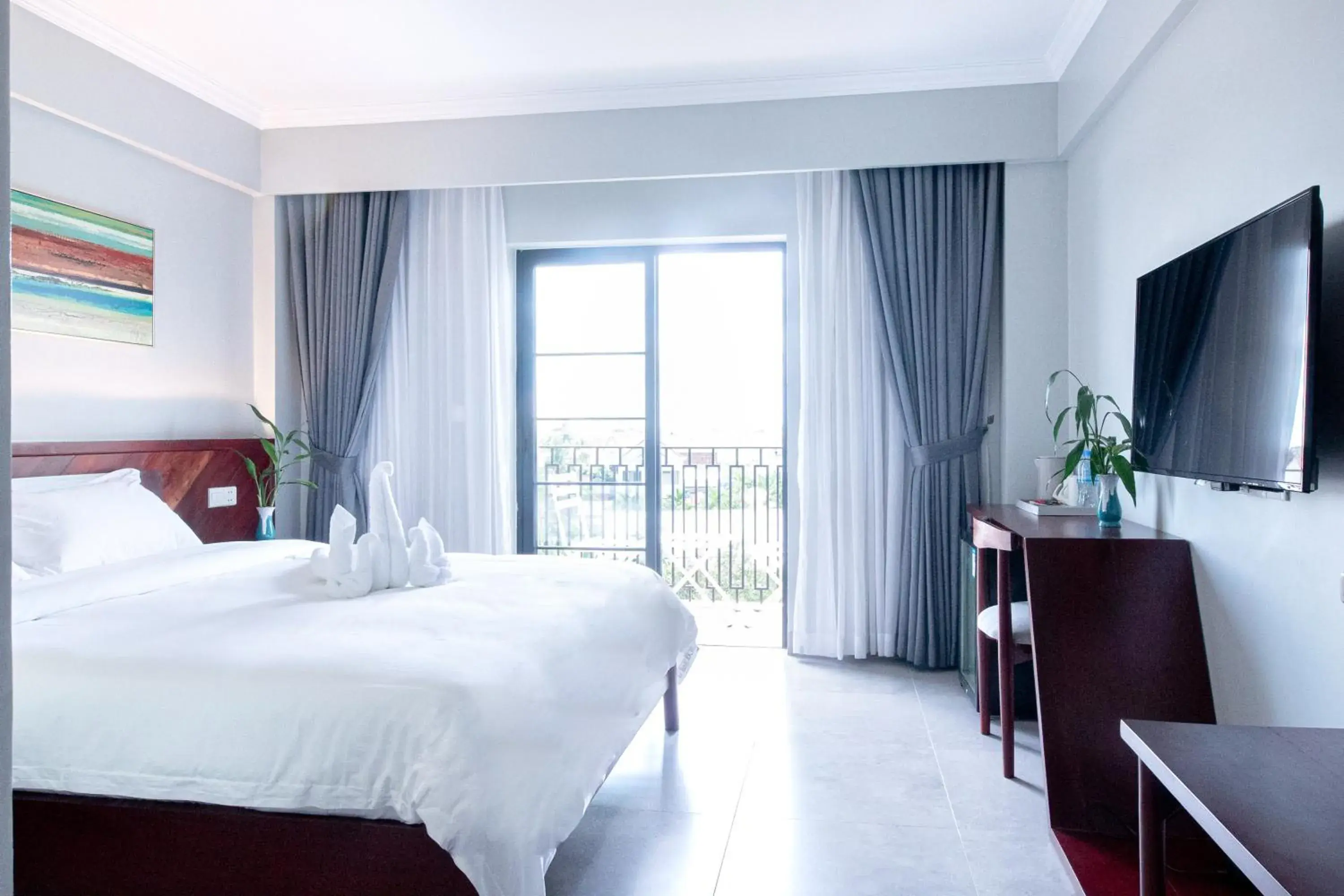 Deluxe Double Room with Balcony in Solar Hotel Deluxe Double Room with Balcony in Solar Hotel