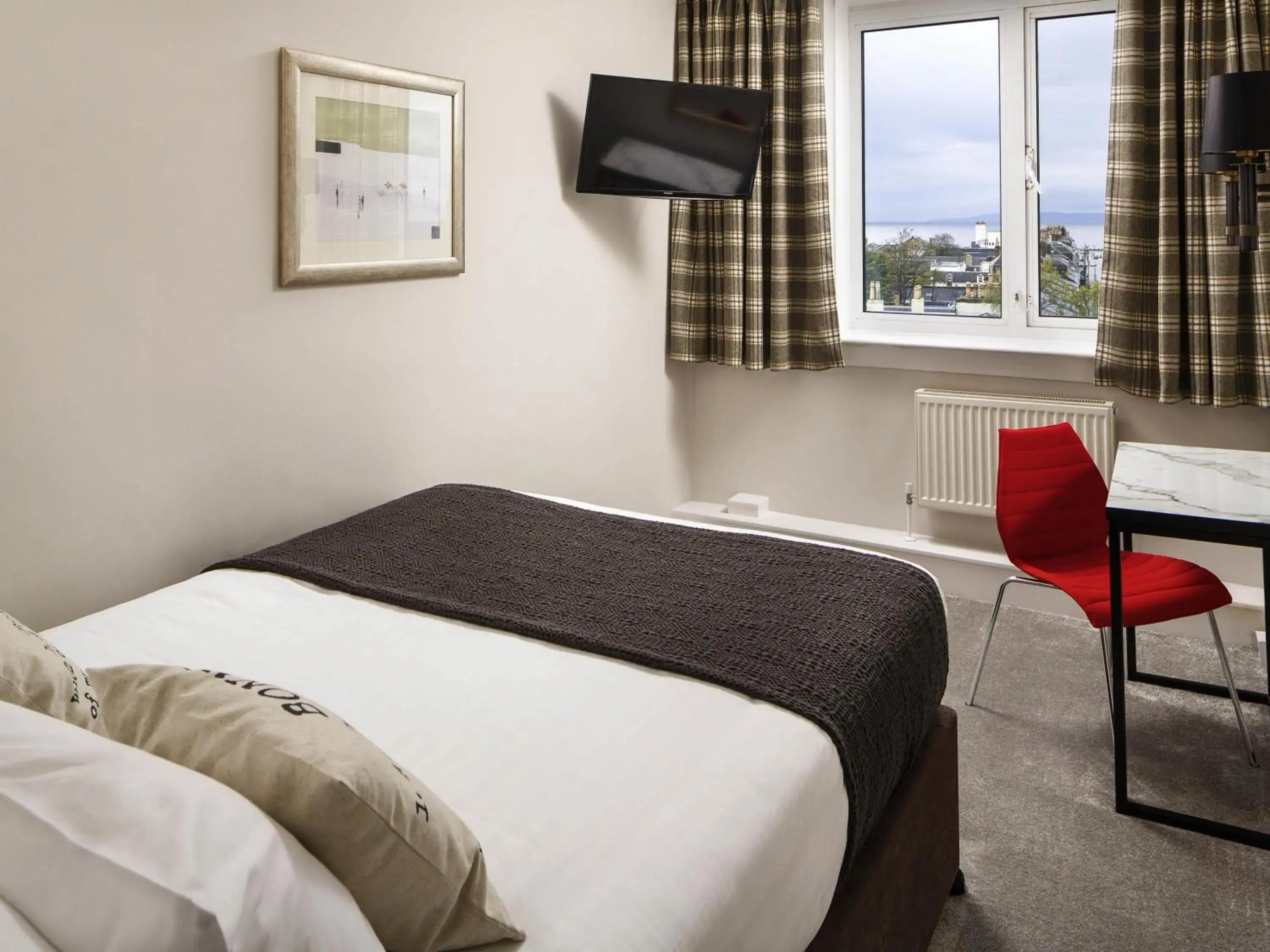 Compact Double Room in Mercure Ayr Hotel Compact Double Room in Mercure Ayr Hotel
