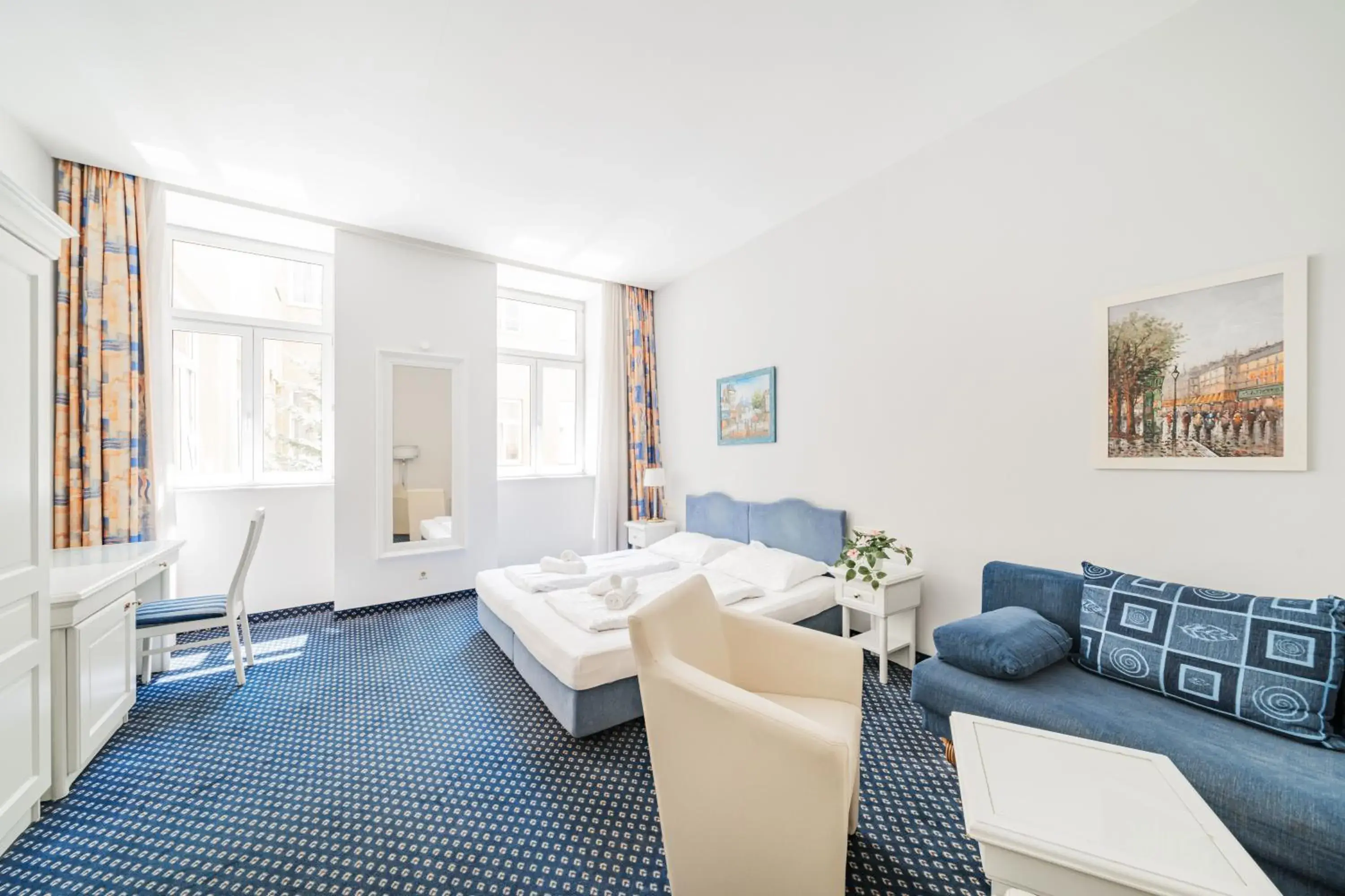 Standard Double Room in Self-Check-In Hotel Adlon Standard Double Room in Self-Check-In Hotel Adlon