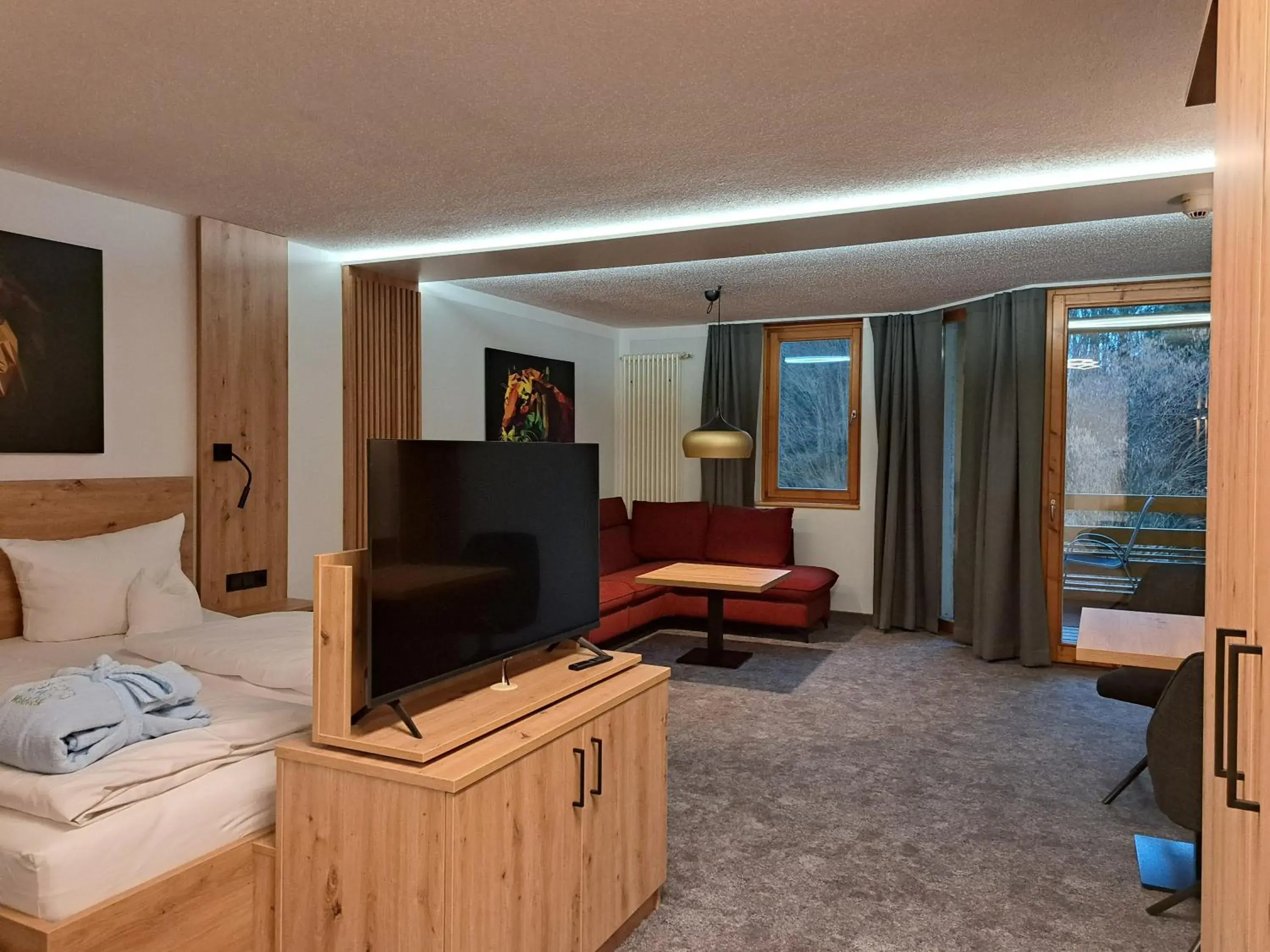 Deluxe Double Room with Balcony - single occupancy in Hotel und Appartementhof Waldeck Deluxe Double Room with Balcony - single occupancy in Hotel und Appartementhof Waldeck