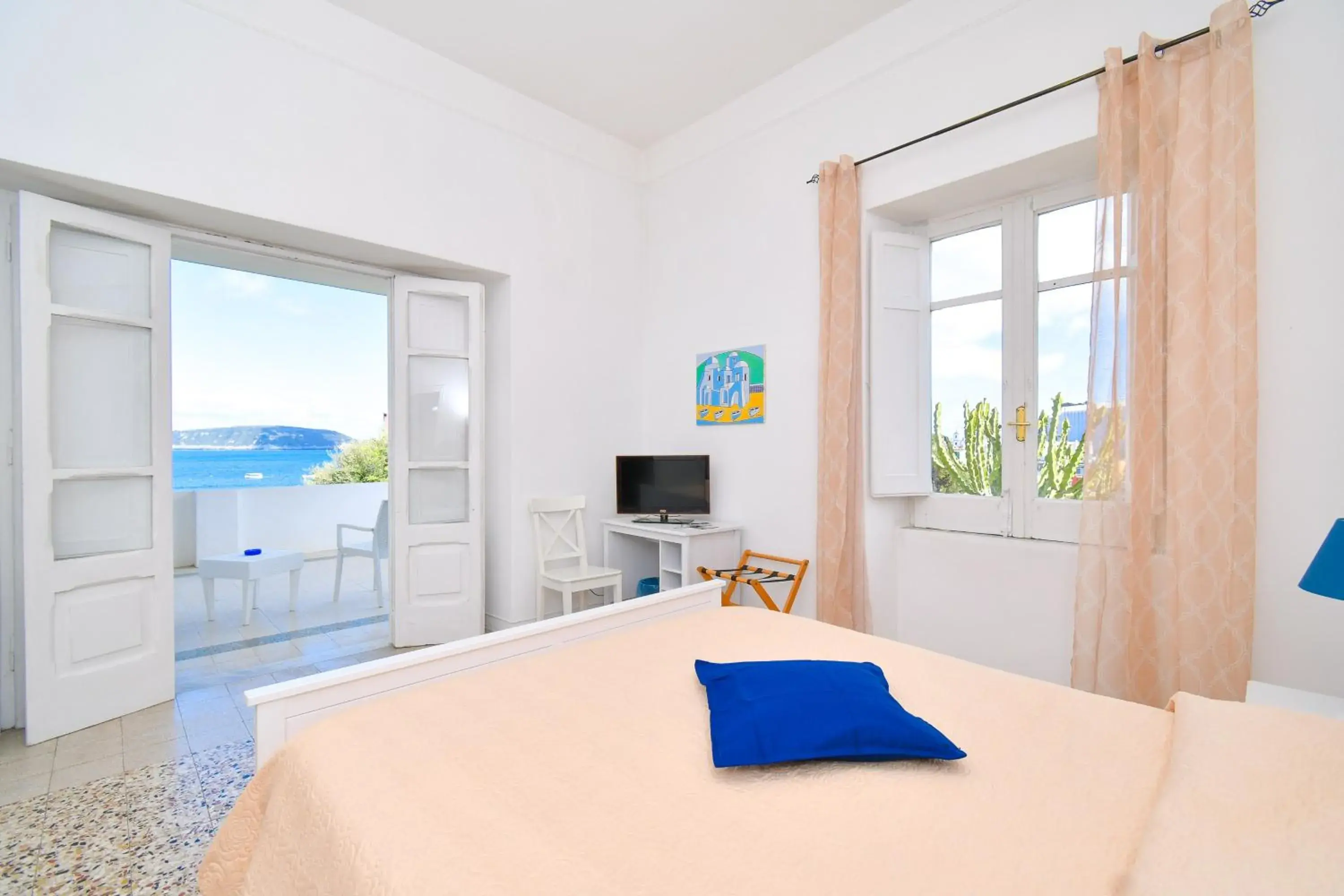 Double Room with Balcony and Sea View in Villa Panoramica - Ischia Ponte Double Room with Balcony and Sea View in Villa Panoramica - Ischia Ponte