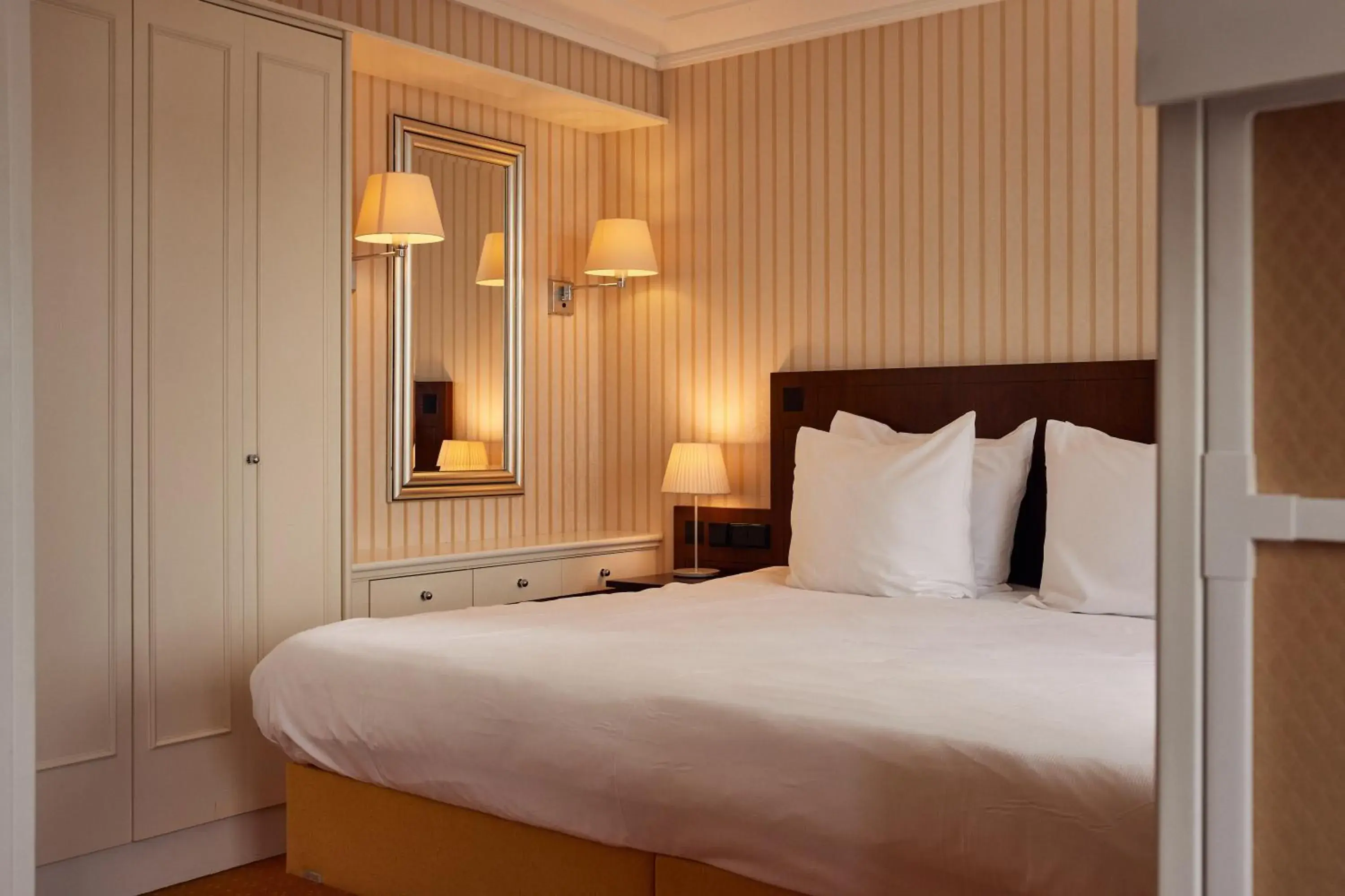 Family Room with Village View in Van der Valk Palace Hotel Noordwijk Family Room with Village View in Van der Valk Palace Hotel Noordwijk