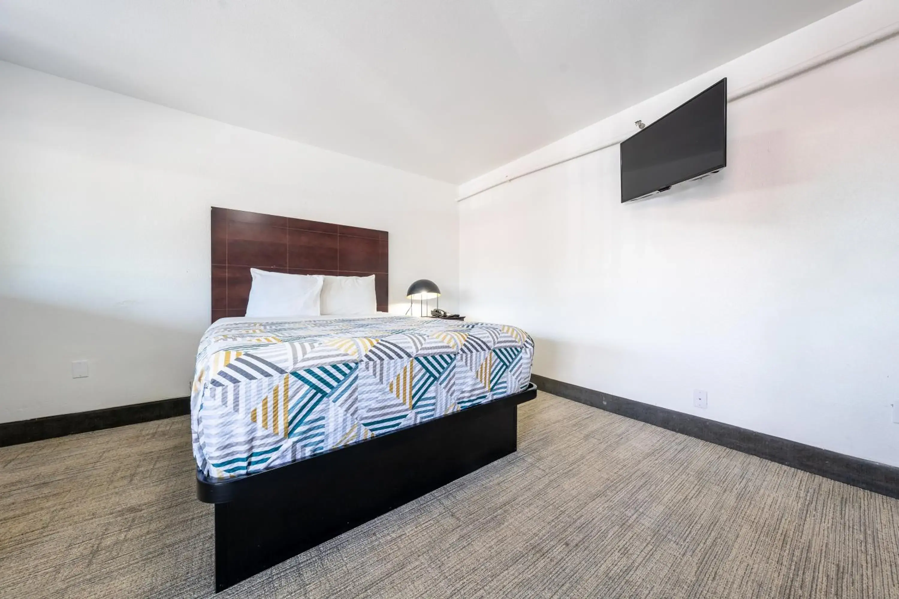 King Bed Studio Non-Smoking in Banfield Studios By OYO Portland OR King Bed Studio Non-Smoking in Banfield Studios By OYO Portland OR