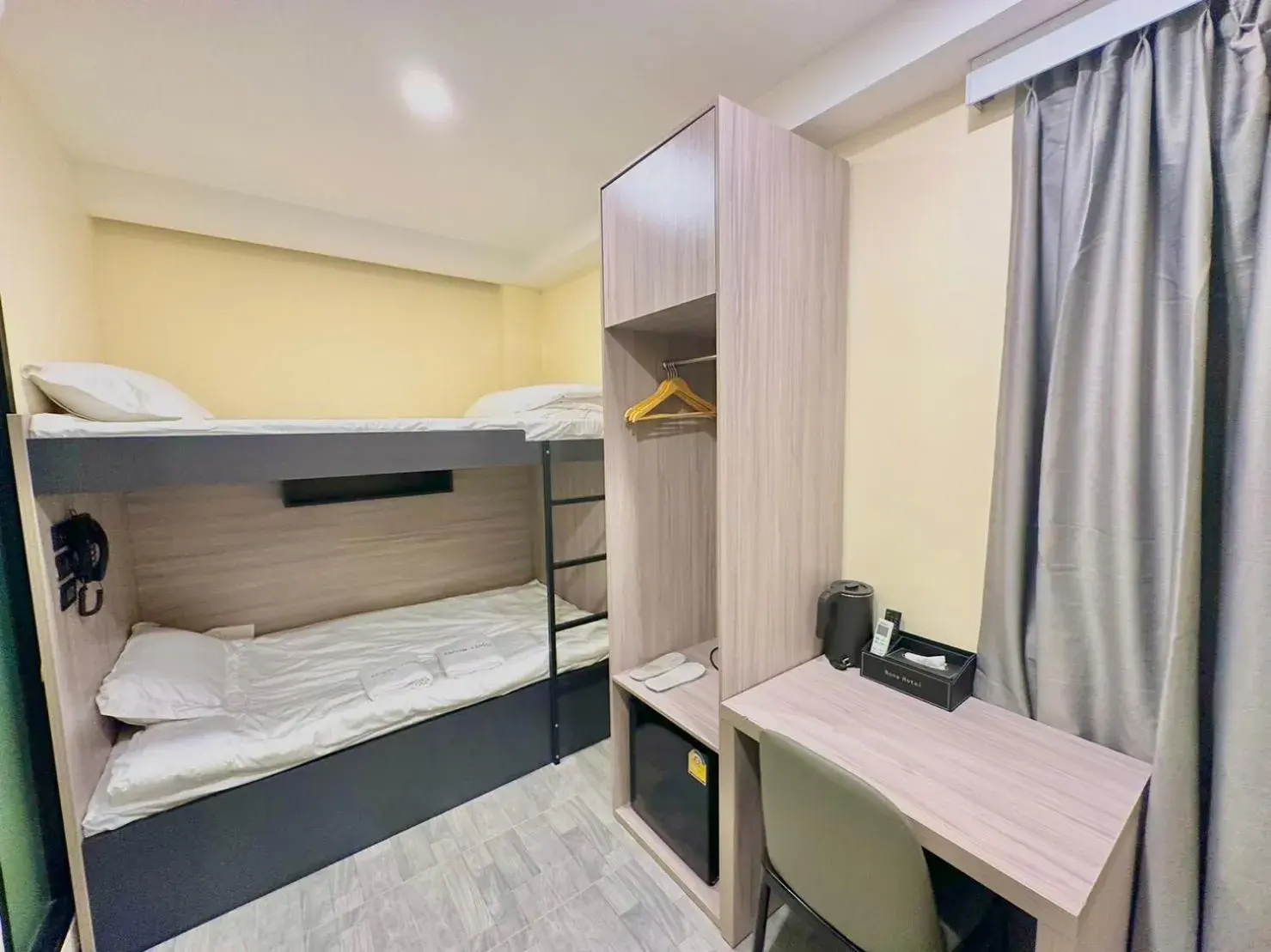 Small Twin Room in Nona Hotel, Bangkok Small Twin Room in Nona Hotel, Bangkok