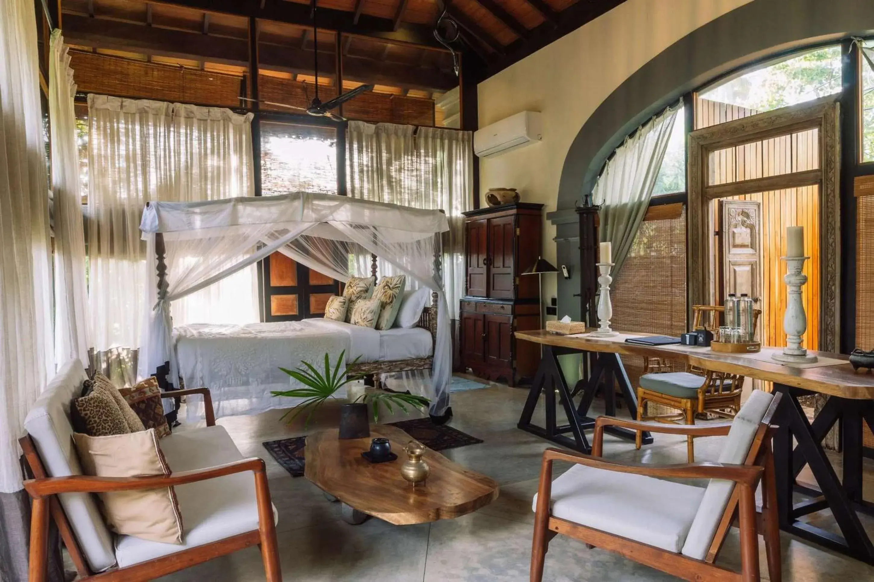 Ambalama Pavilion in Eraeliya Villas & Gardens Ambalama Pavilion in Eraeliya Villas & Gardens