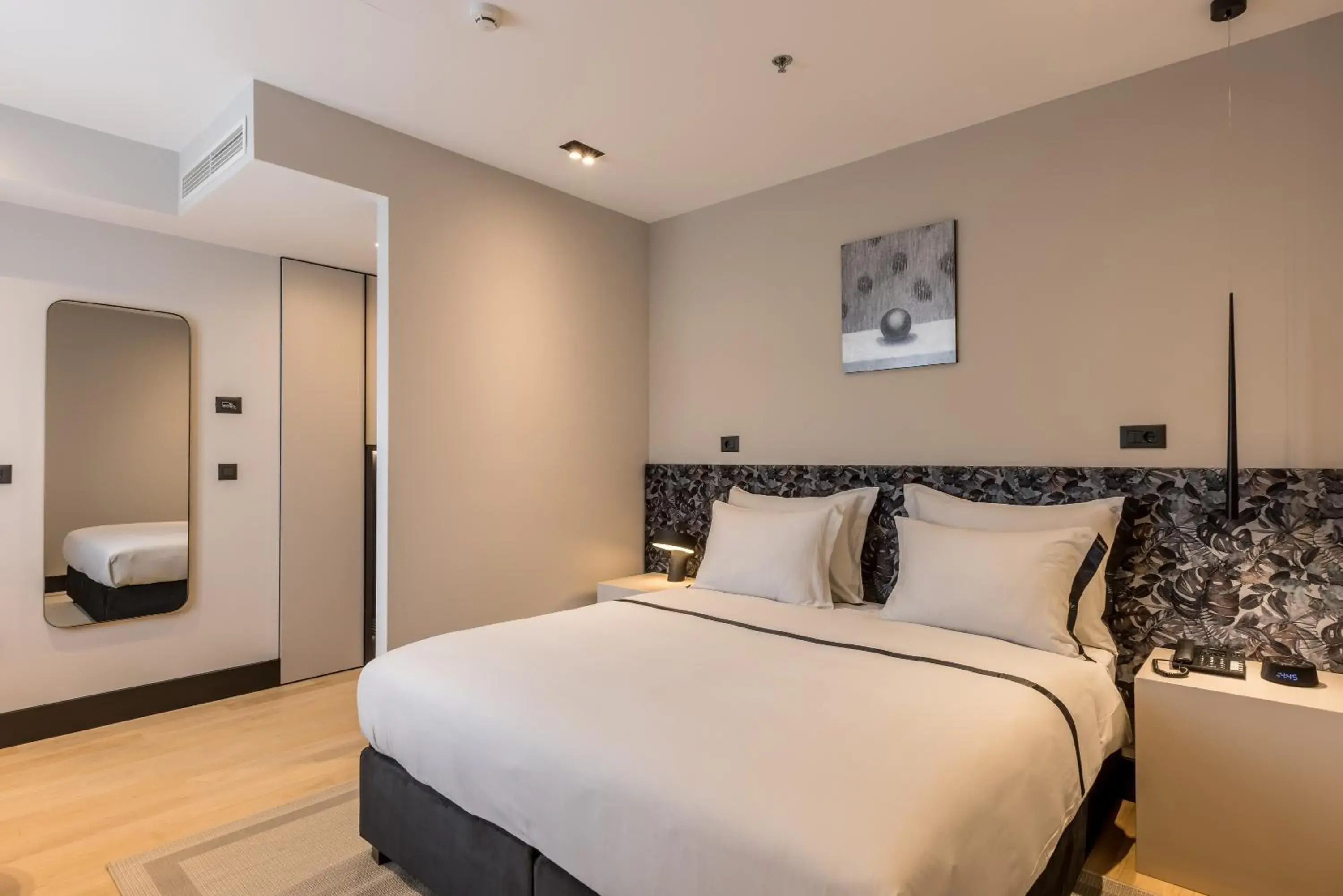 Superior King Room in Cora Hotel Superior King Room in Cora Hotel