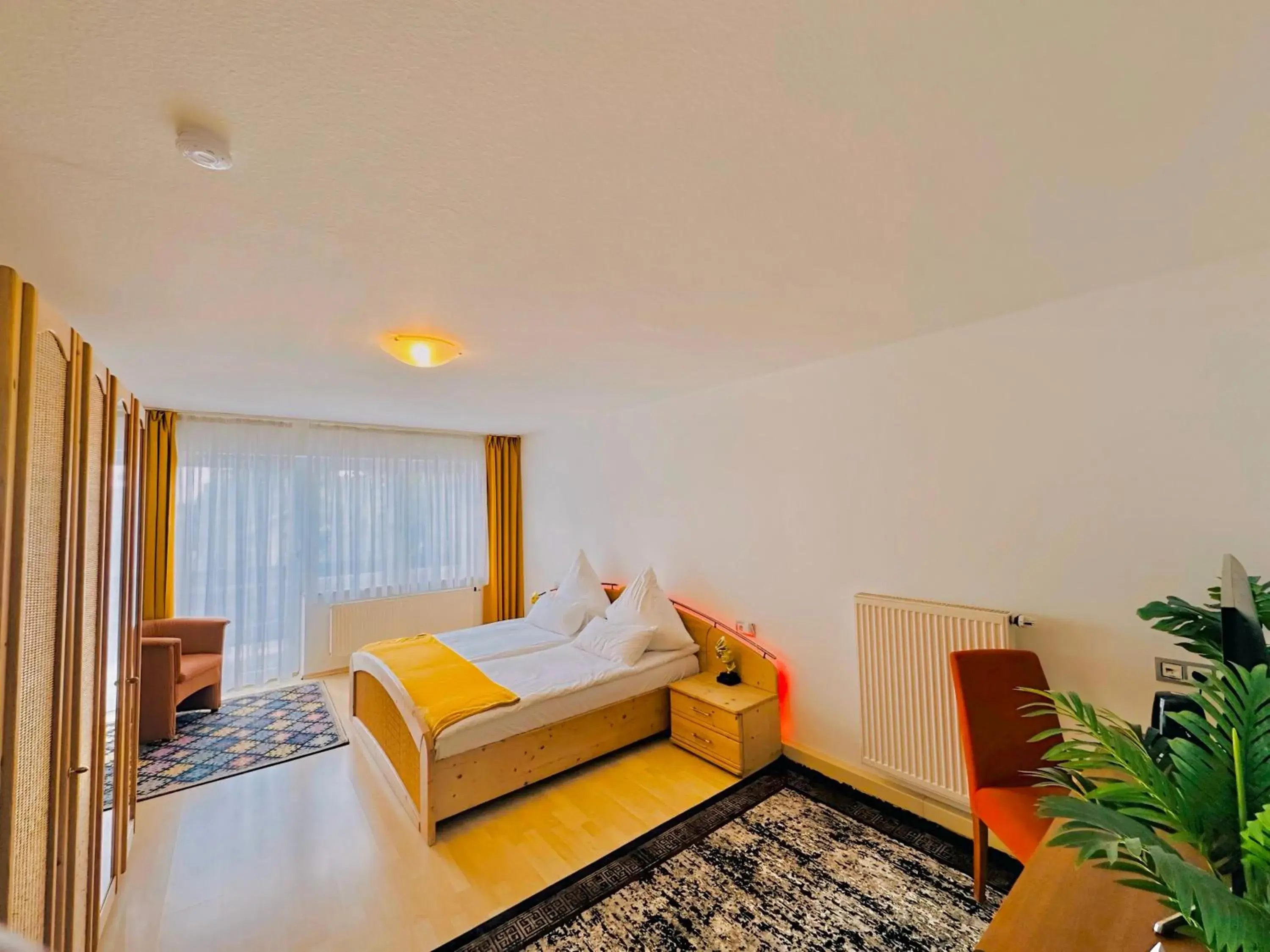 Large Double Room - single occupancy in Pilstinger Hof Large Double Room - single occupancy in Pilstinger Hof