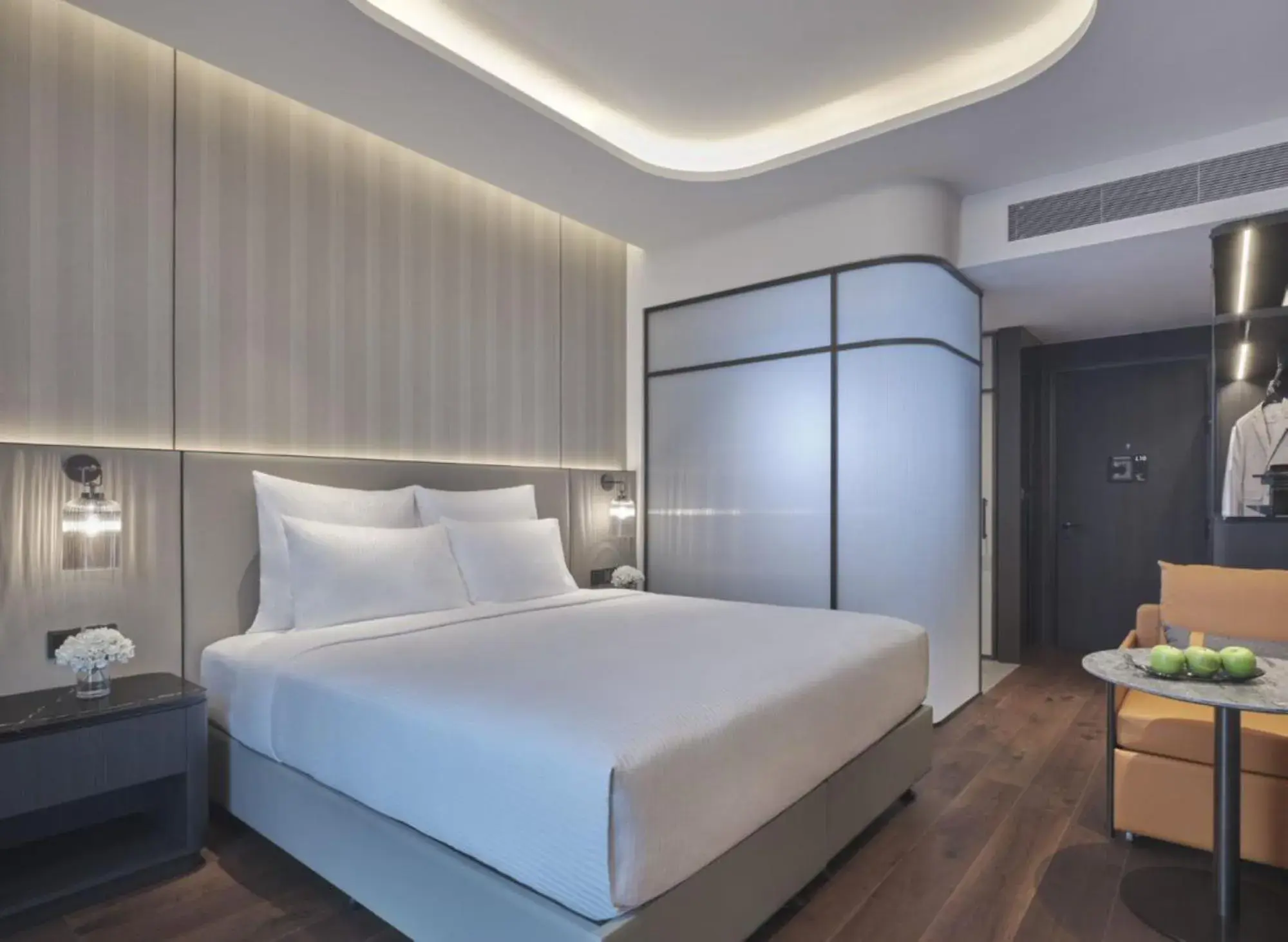 Deluxe King Room in Pullman Singapore Hill Street Deluxe King Room in Pullman Singapore Hill Street