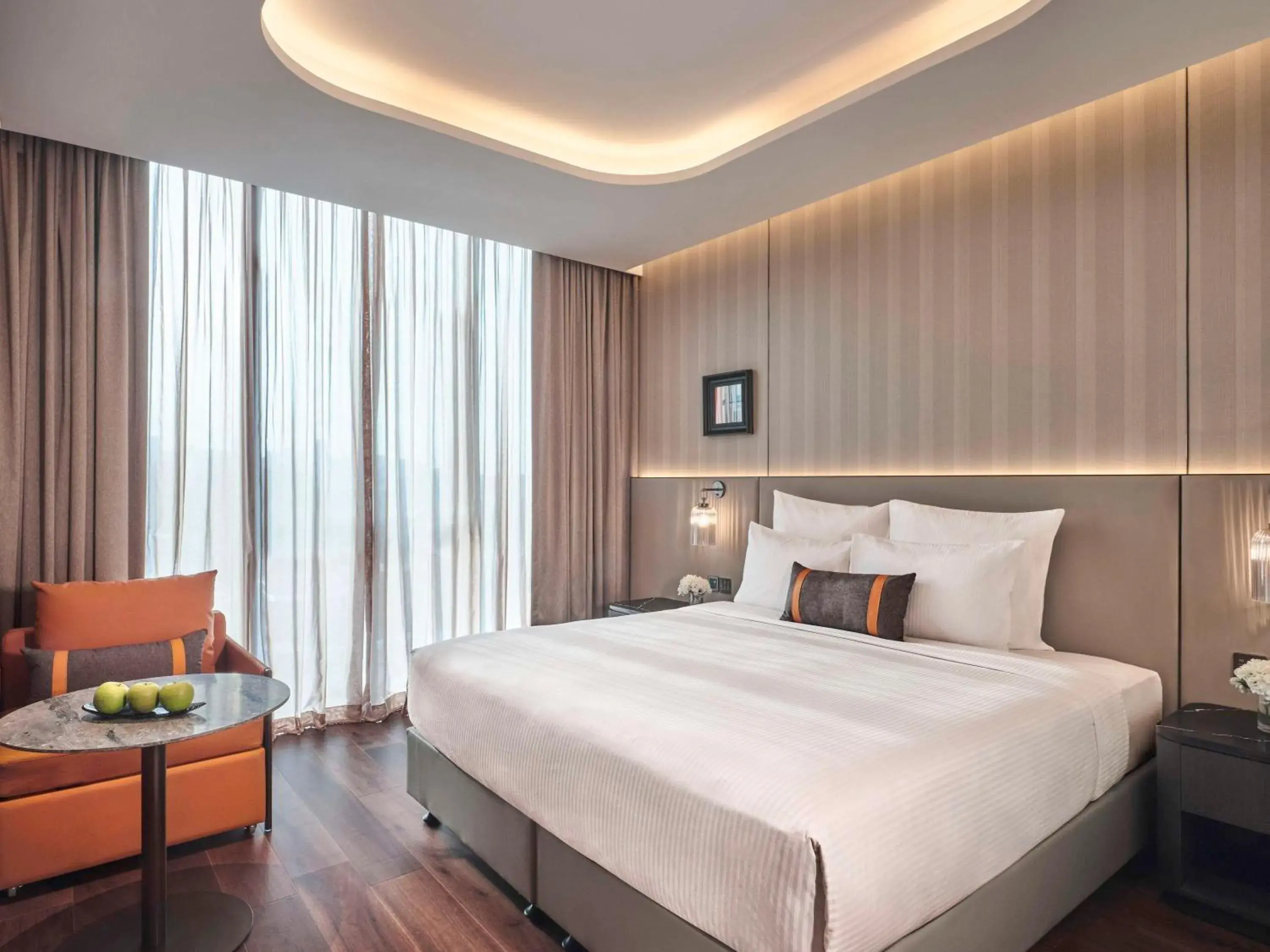 Executive King Room, Lounge Access, High Floor in Pullman Singapore Hill Street Executive King Room, Lounge Access, High Floor in Pullman Singapore Hill Street