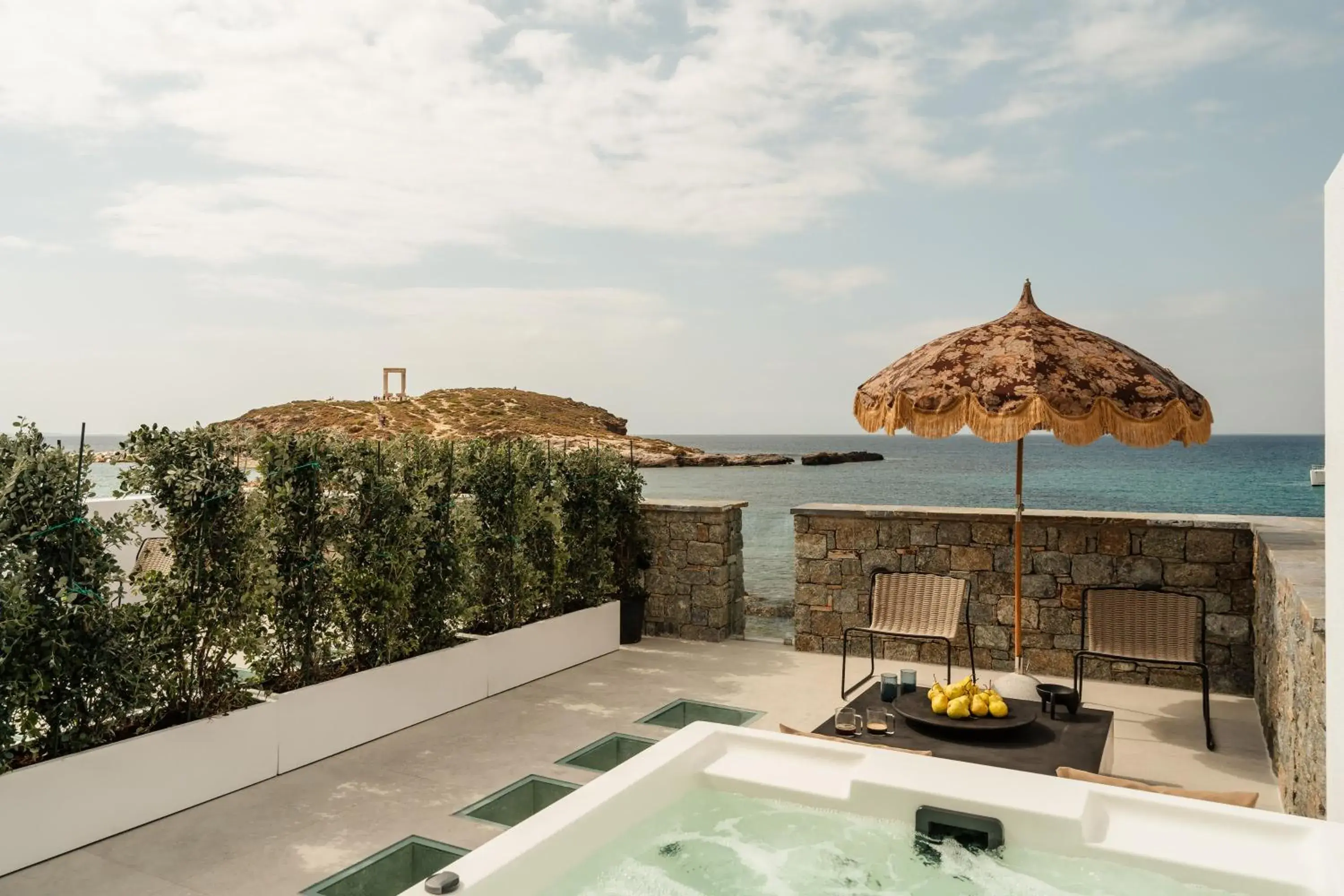 Temple Sea View Grande Suite with Outdoor Jacuzzi in Naxos Rhyton Temple Sea View Grande Suite with Outdoor Jacuzzi in Naxos Rhyton