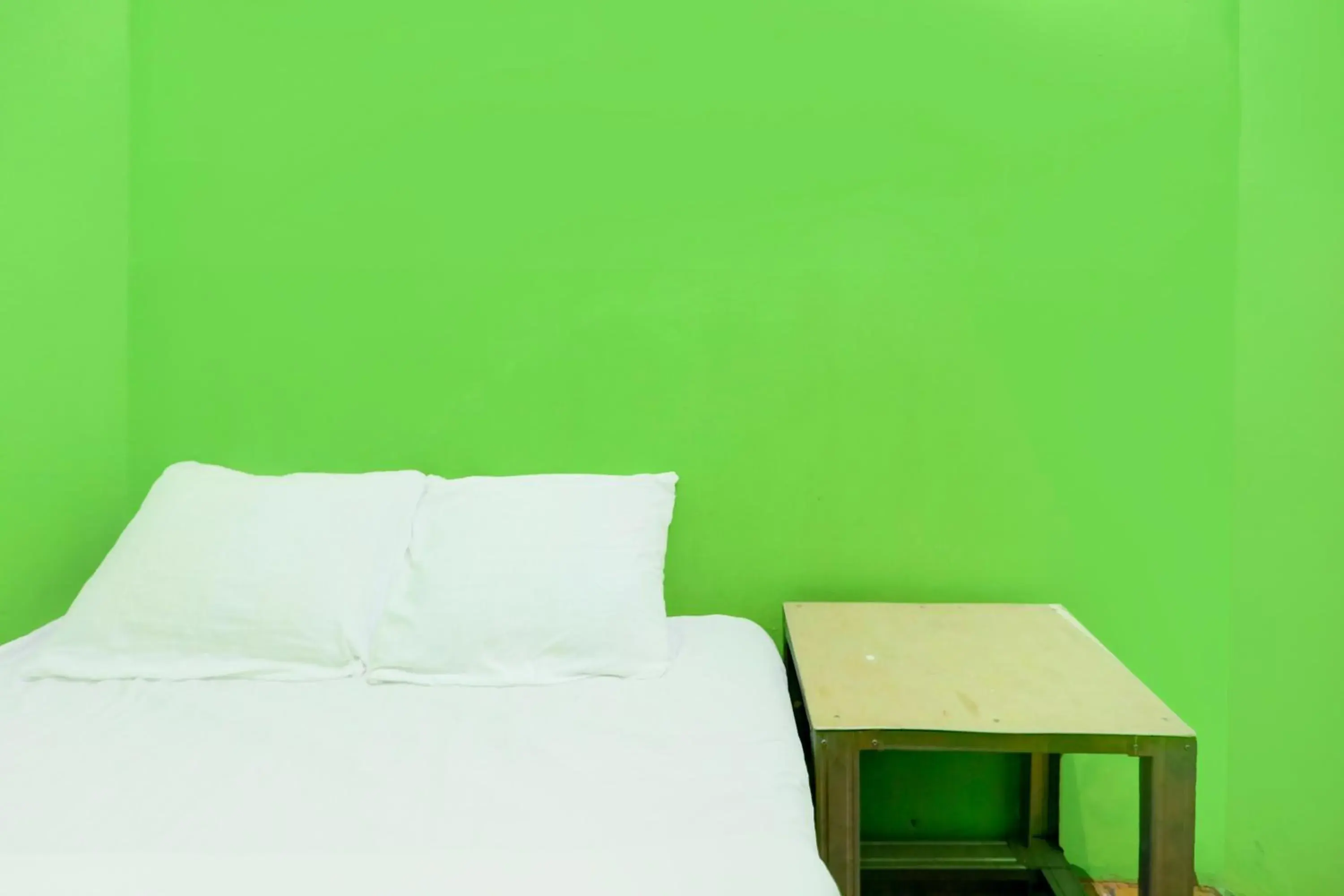 Budget Double Room in Hotel O Joyoakis 2 Homestay SyariahNearMall Nagoya Hill Budget Double Room in Hotel O Joyoakis 2 Homestay SyariahNearMall Nagoya Hill