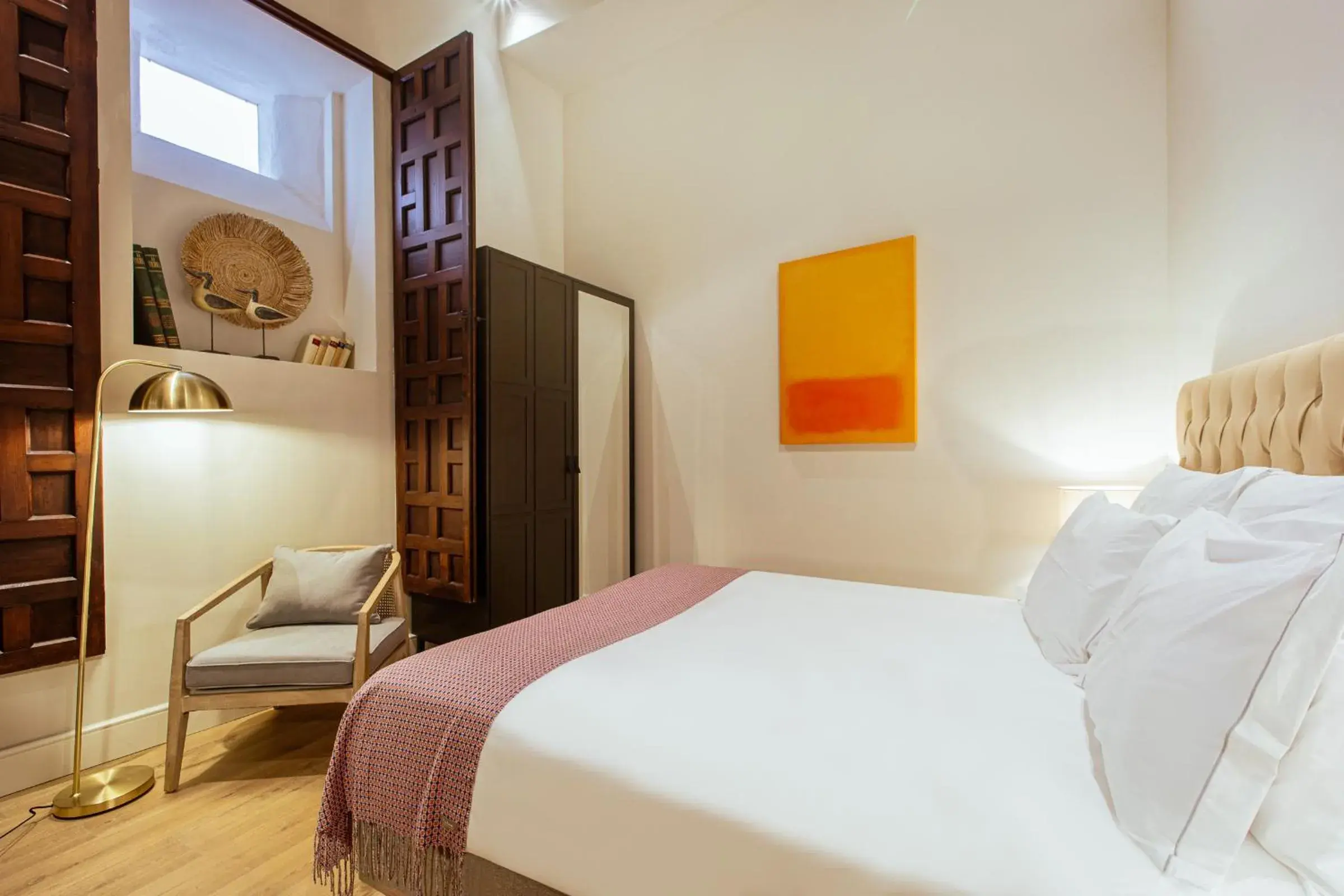 Double Room - Ground Floor in Casa Alhaja by Shiadu Double Room - Ground Floor in Casa Alhaja by Shiadu