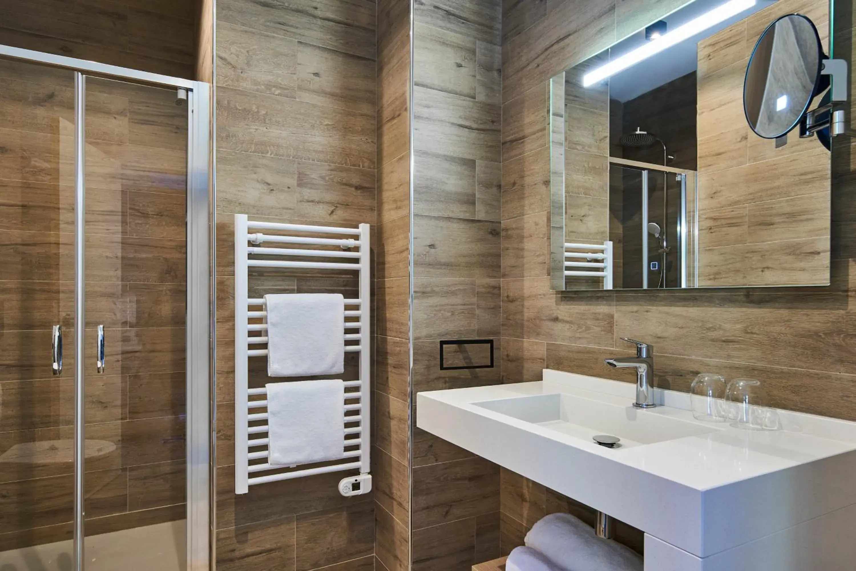 Standard Room in Le Grand Hôtel, The Originals Relais Standard Room in Le Grand Hôtel, The Originals Relais